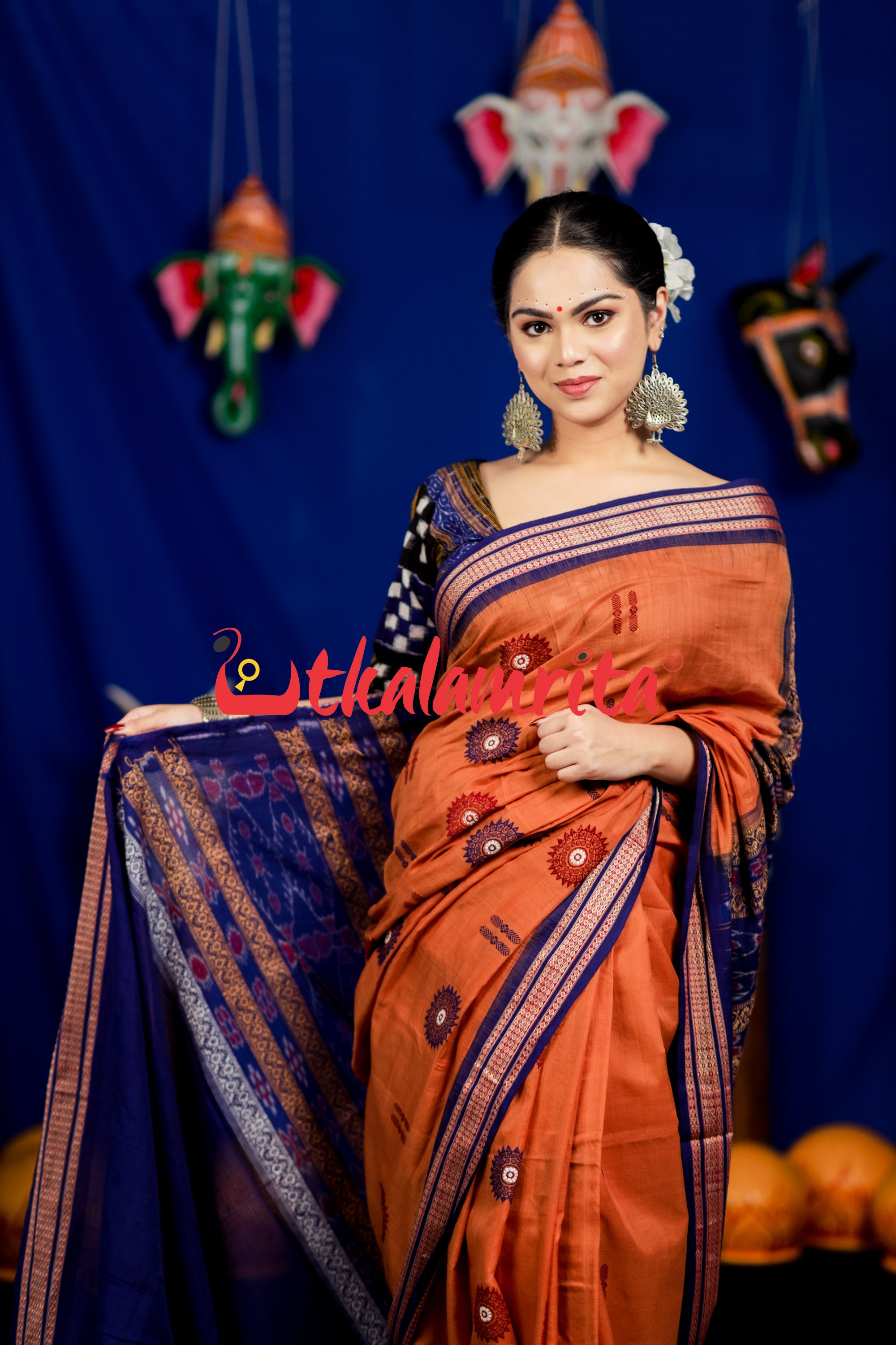 Biscuit Blue Padam Bomkai Cotton Saree