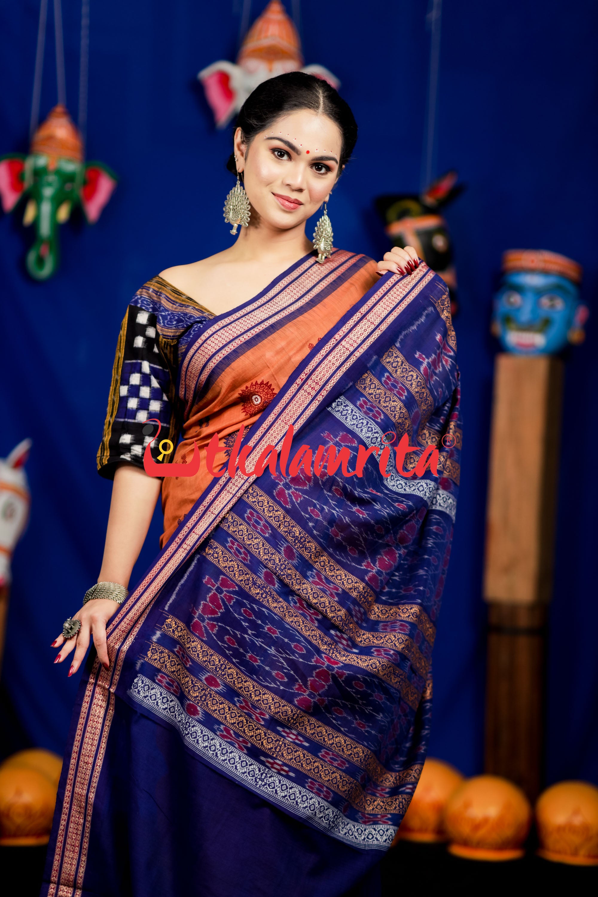 Biscuit Blue Padam Bomkai Cotton Saree