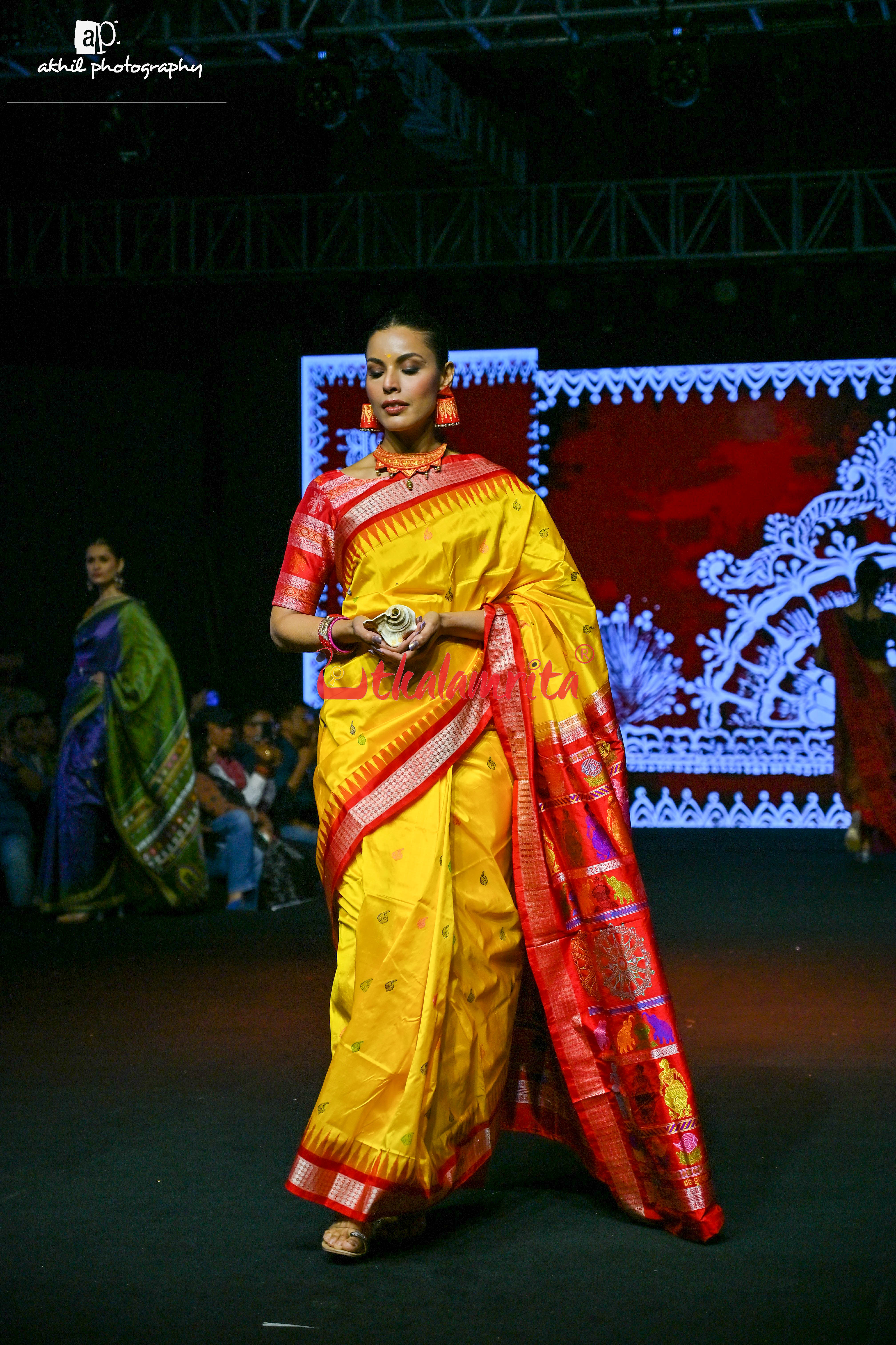 Yellow Sankha Sudarshan Bomkai Silk Saree