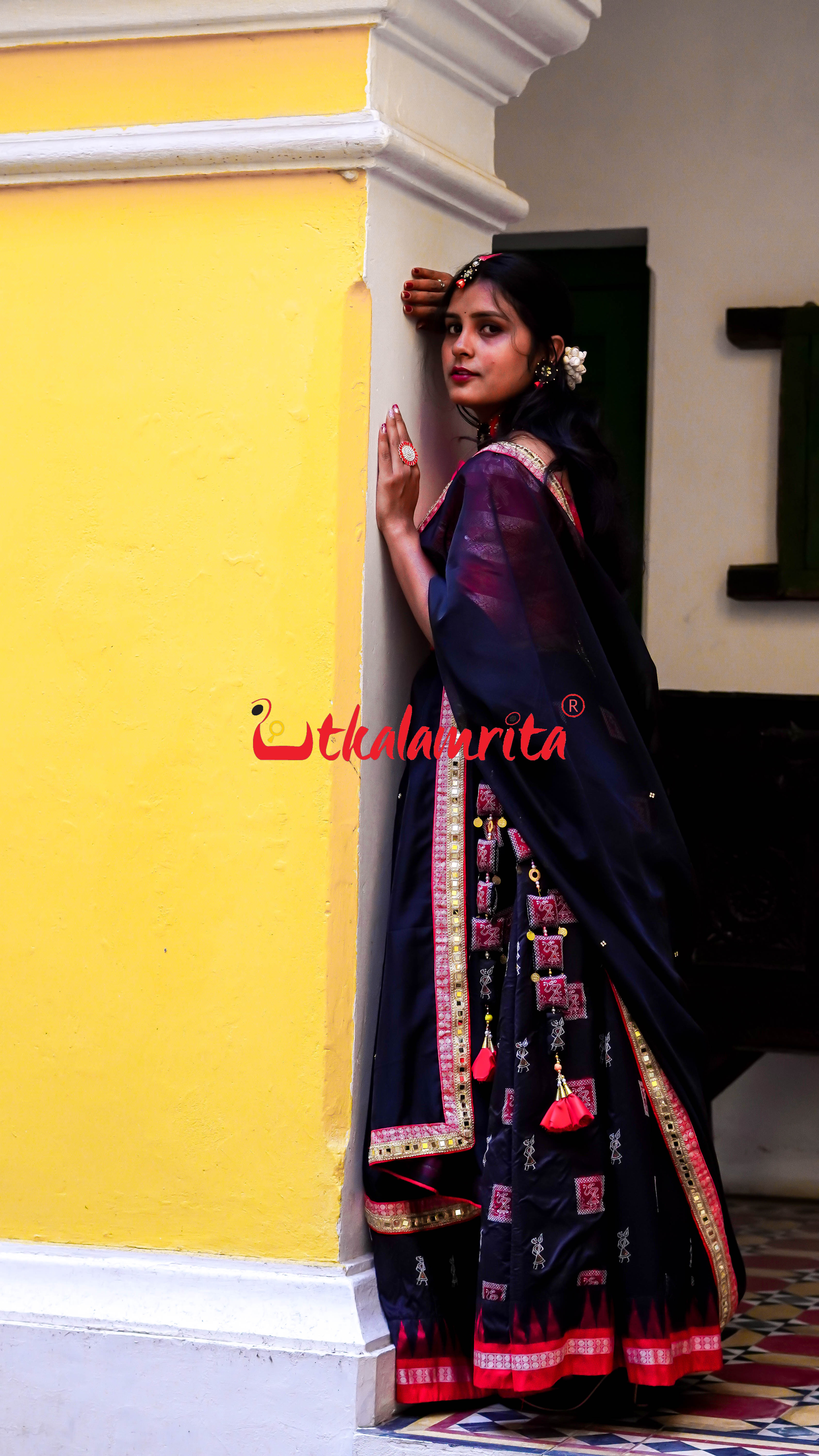 Box Saura Tribals Bomkai Silk (Lehenga)