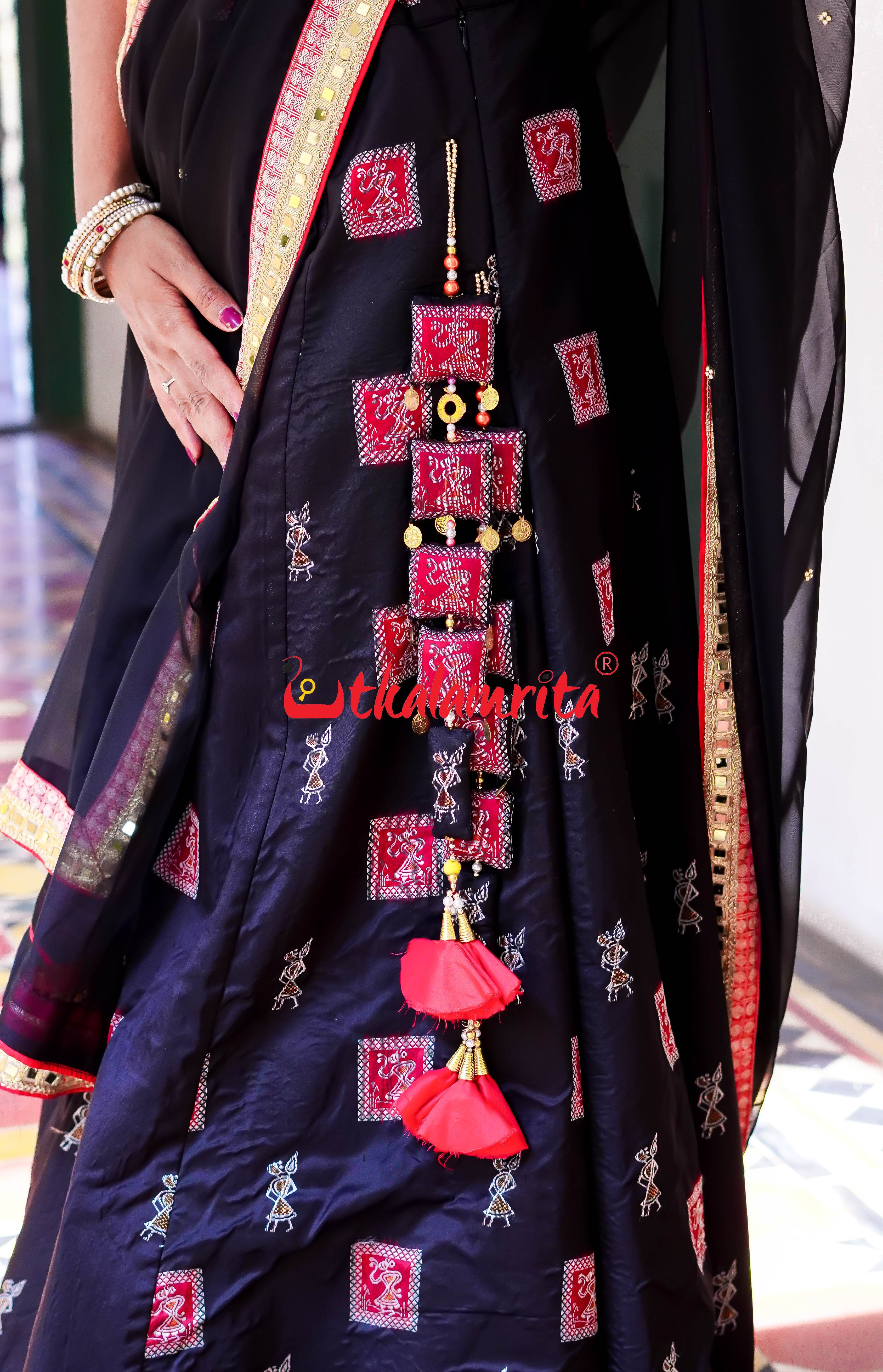 Box Saura Tribals Bomkai Silk (Lehenga)
