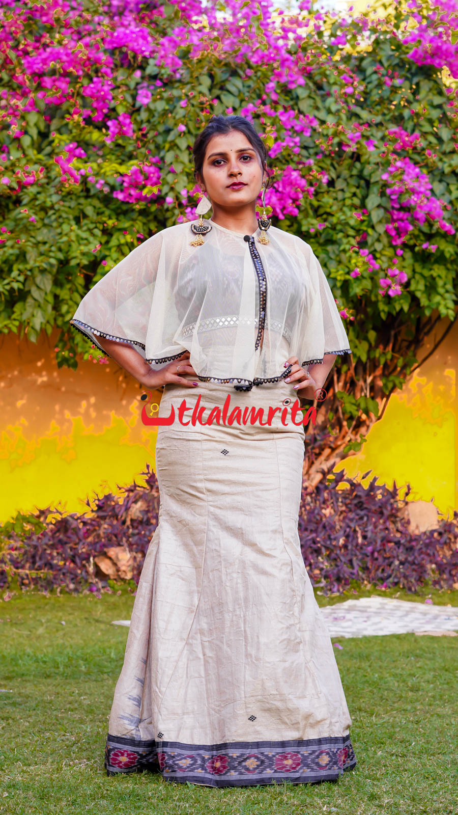 Natural With Black Gopalpur Tussar (Lehenga)