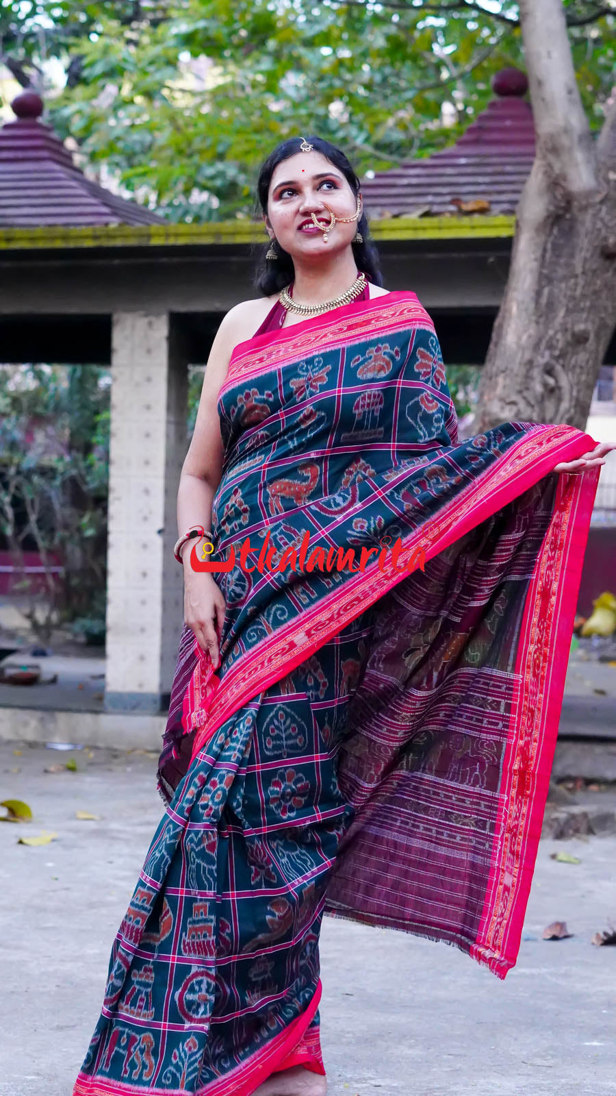 Bottle Green Red Border Nabakothi Cotton Saree