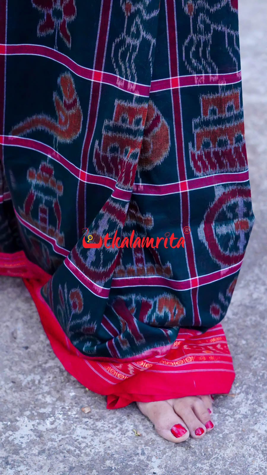 Bottle Green Red Border Nabakothi Cotton Saree