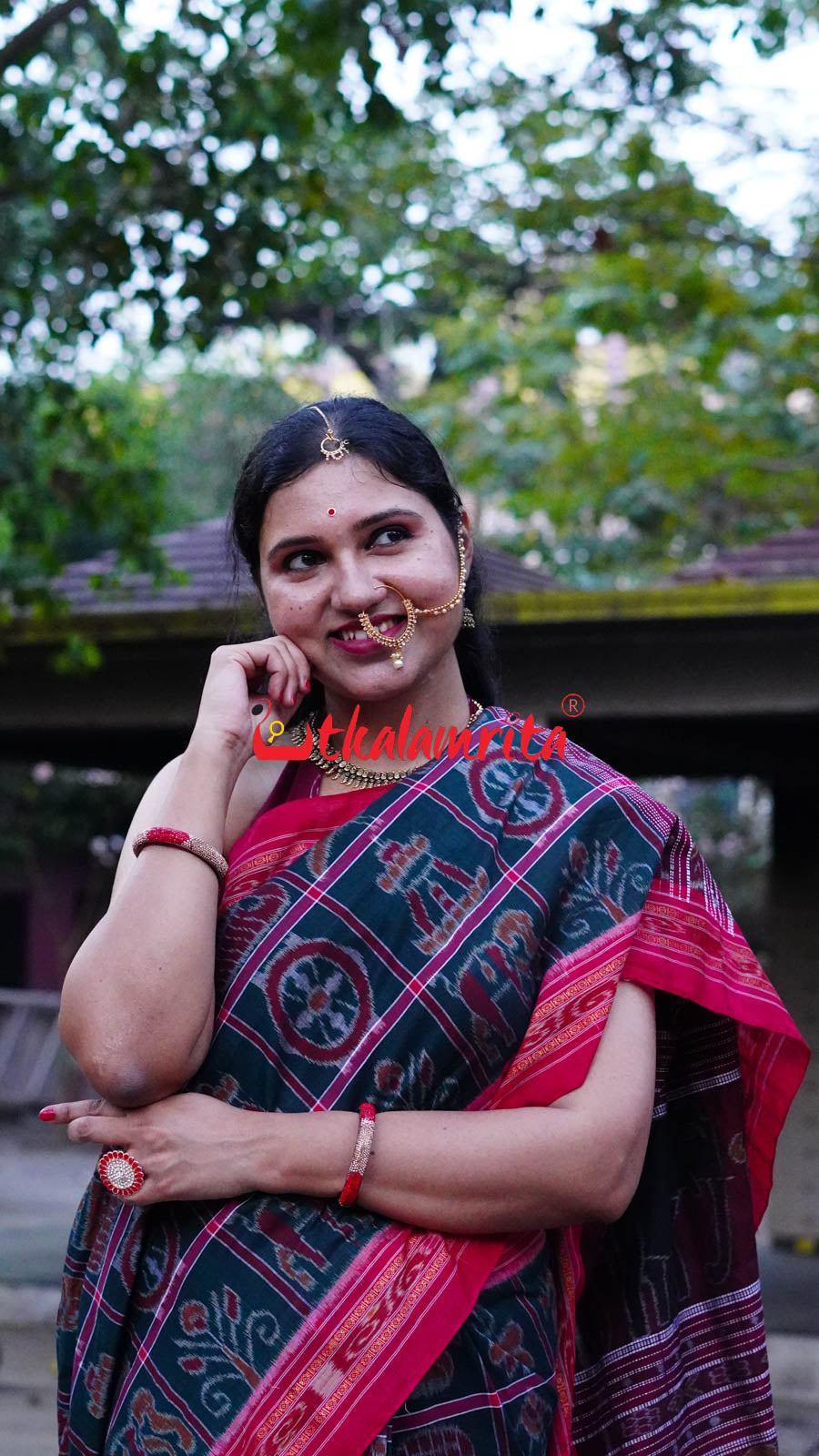 Bottle Green Red Border Nabakothi Cotton Saree