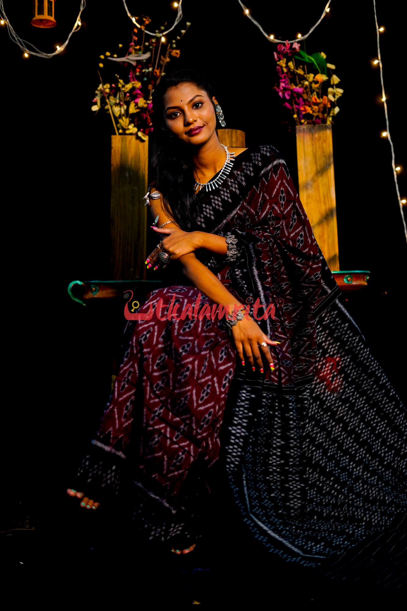 Maroon Diagonal Flower Khandua Cotton Saree