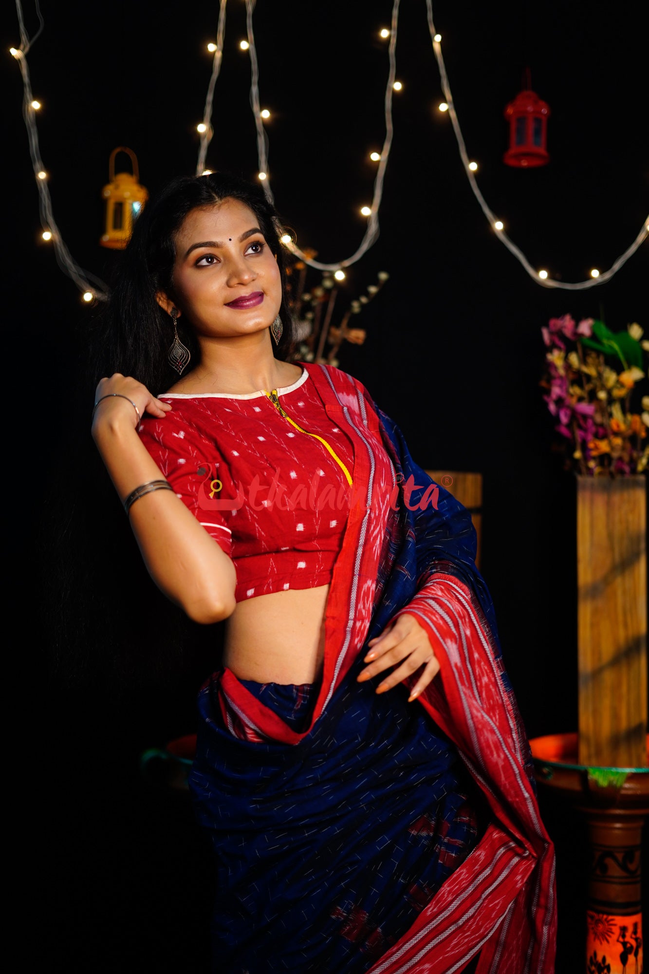 Blue Red Daali Scot Khandua Cotton Saree