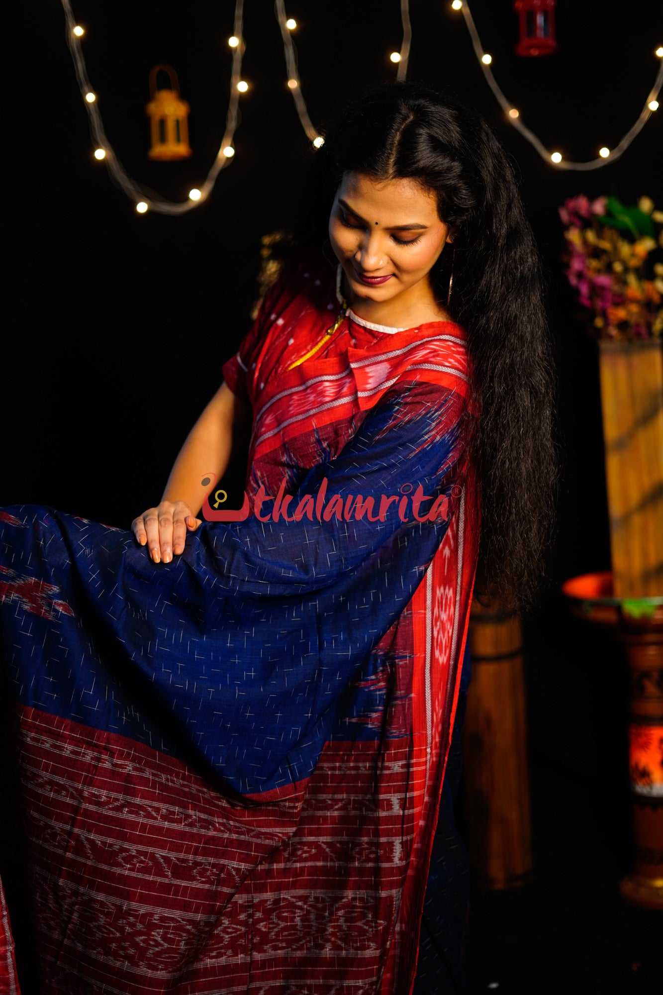 Blue Red Daali Scot Khandua Cotton Saree