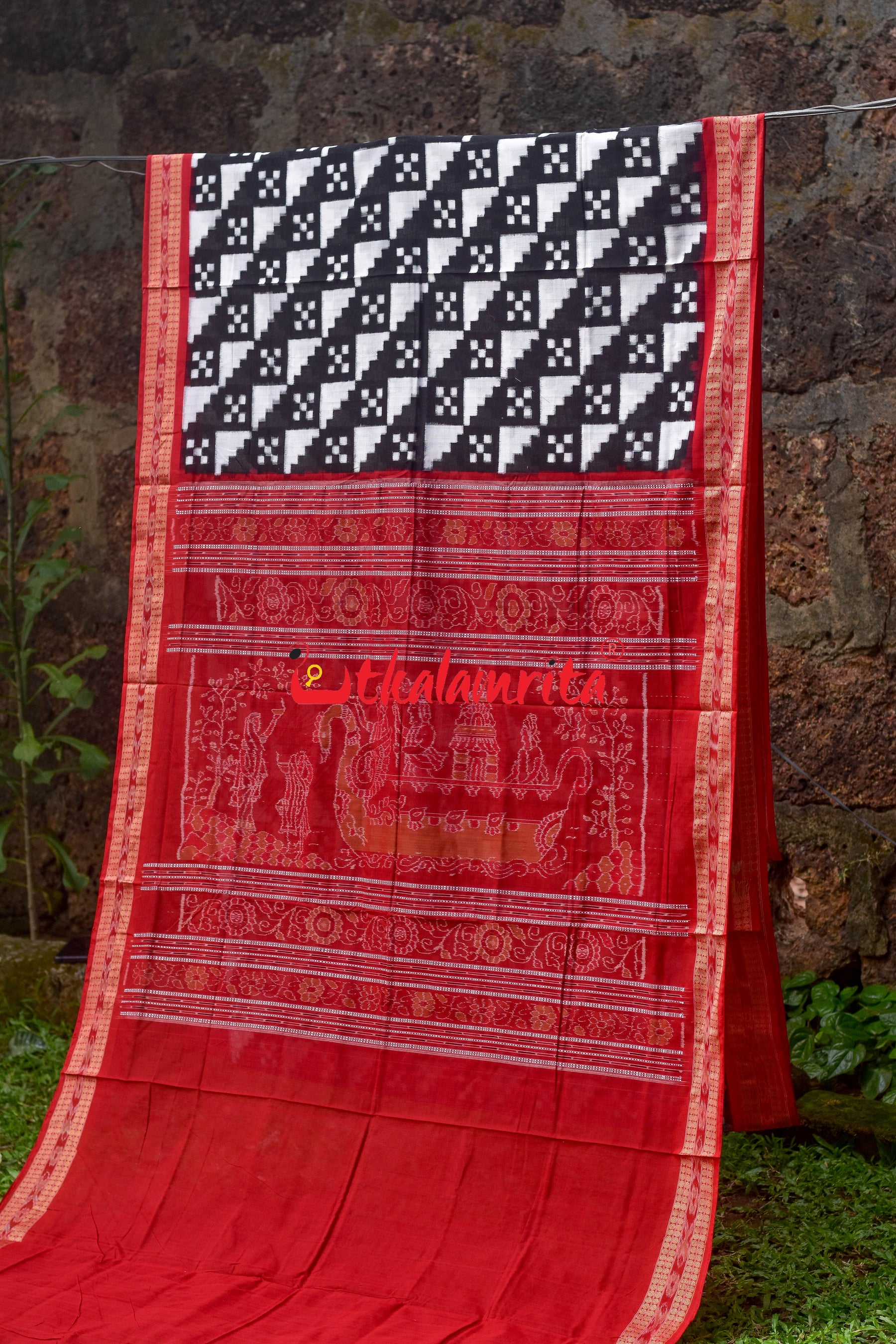 Diagonal Pasapali Black White Cotton Saree