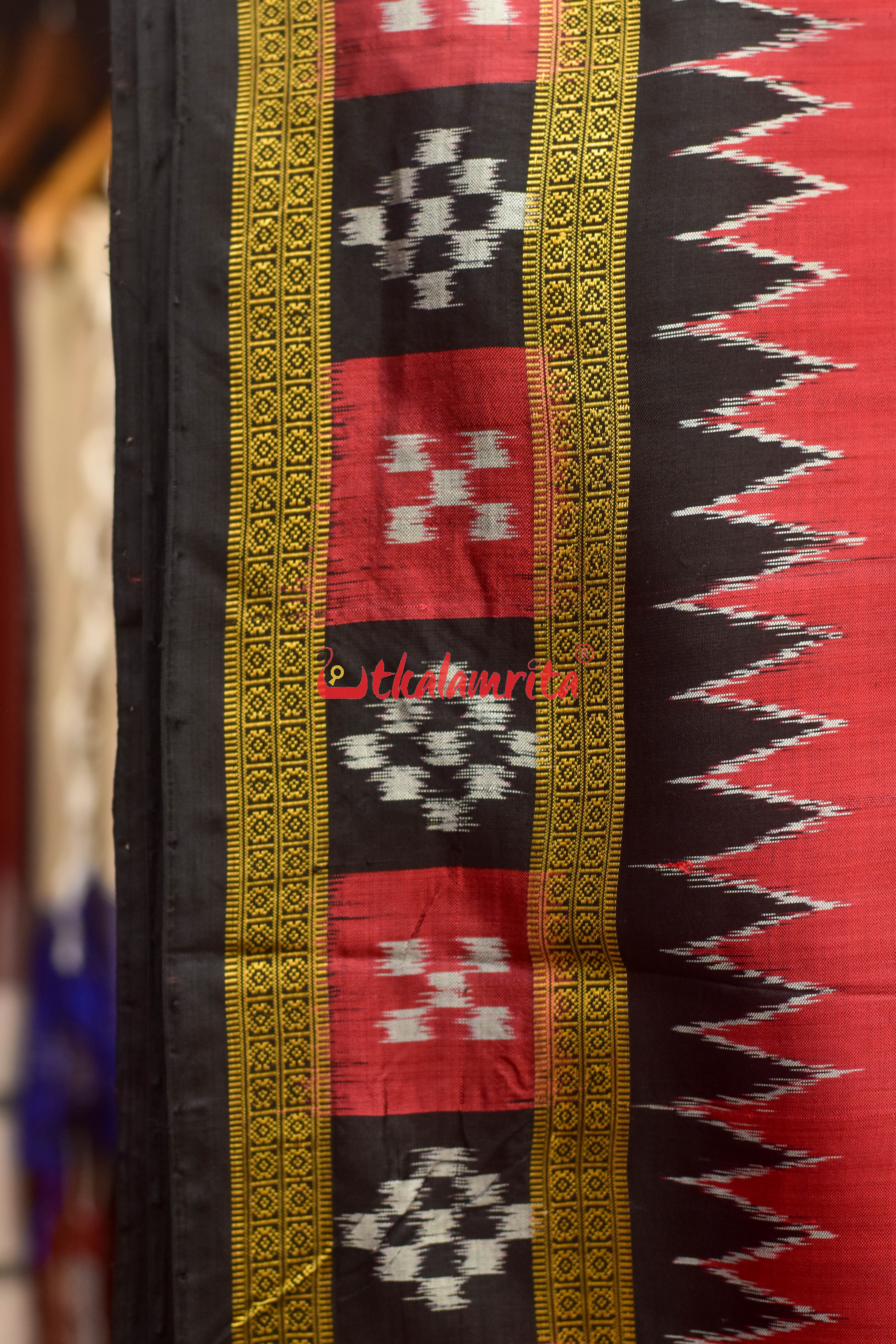 Maroon with Pasapali Border Khandua Silk Saree