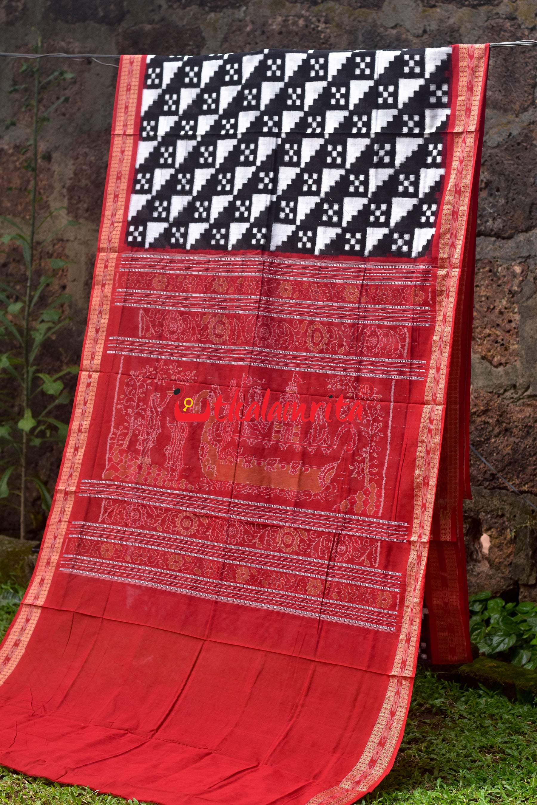 Diagonal Pasapali Black White Cotton Saree