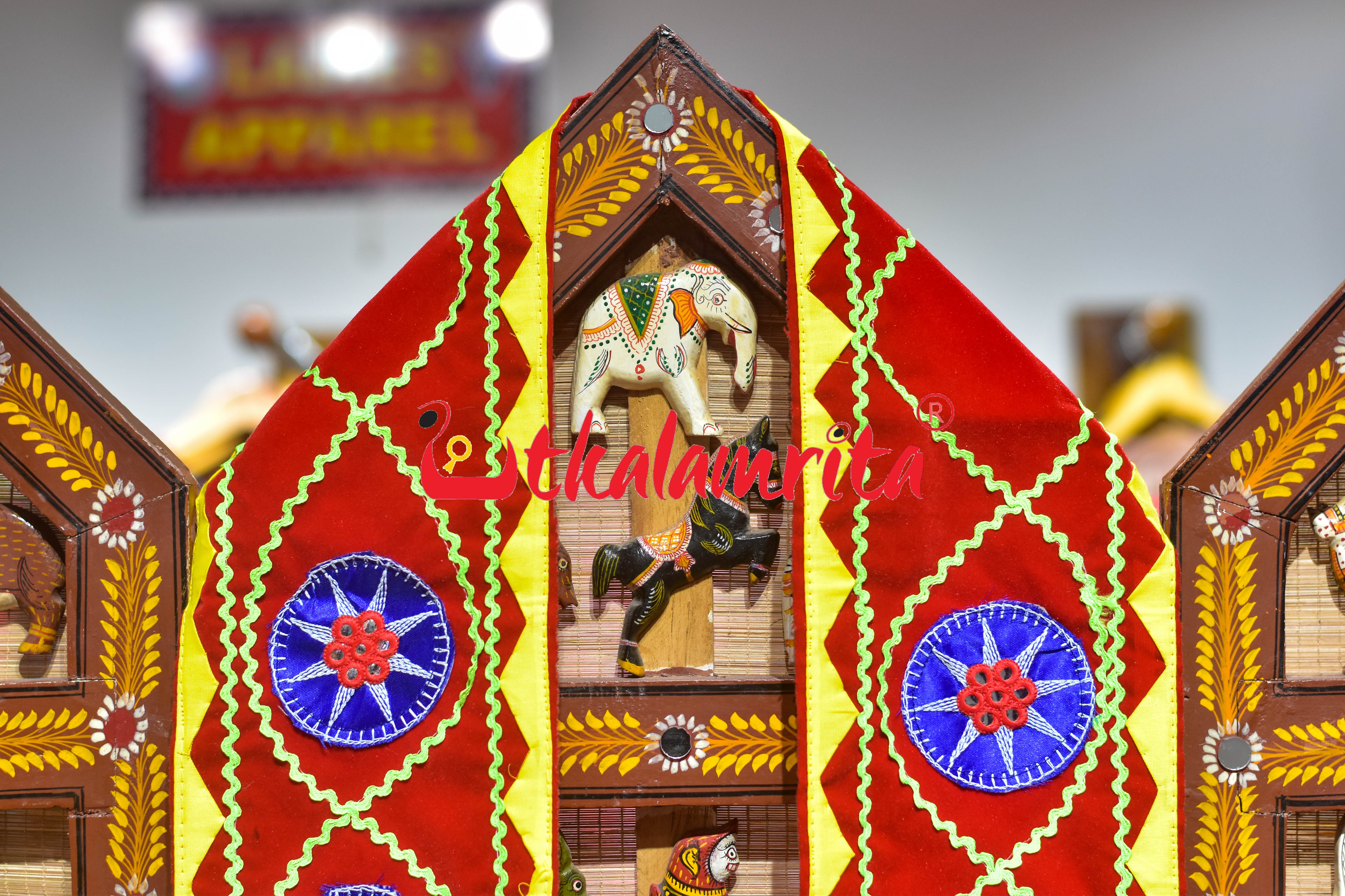 Red Blue with White Chakra Pipili with Jhallar (Uttariya)