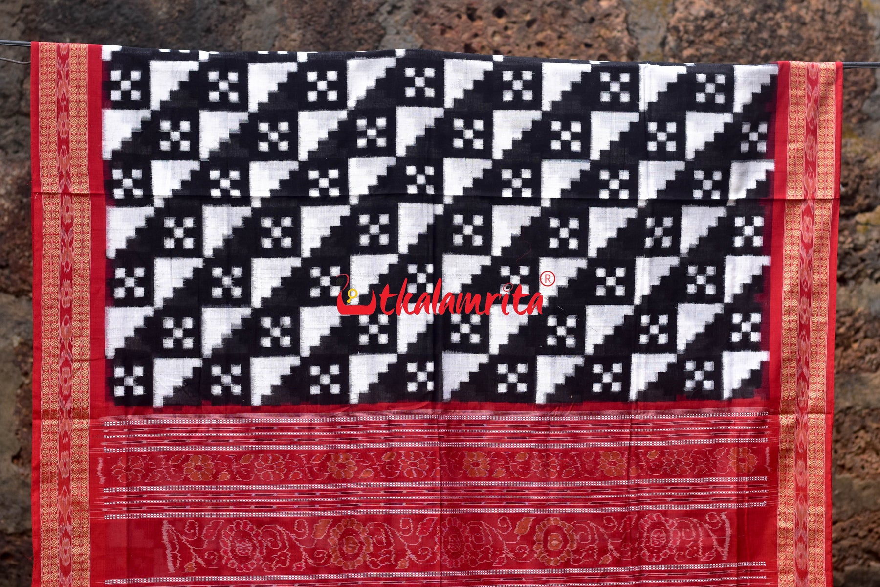 Diagonal Pasapali Black White Cotton Saree