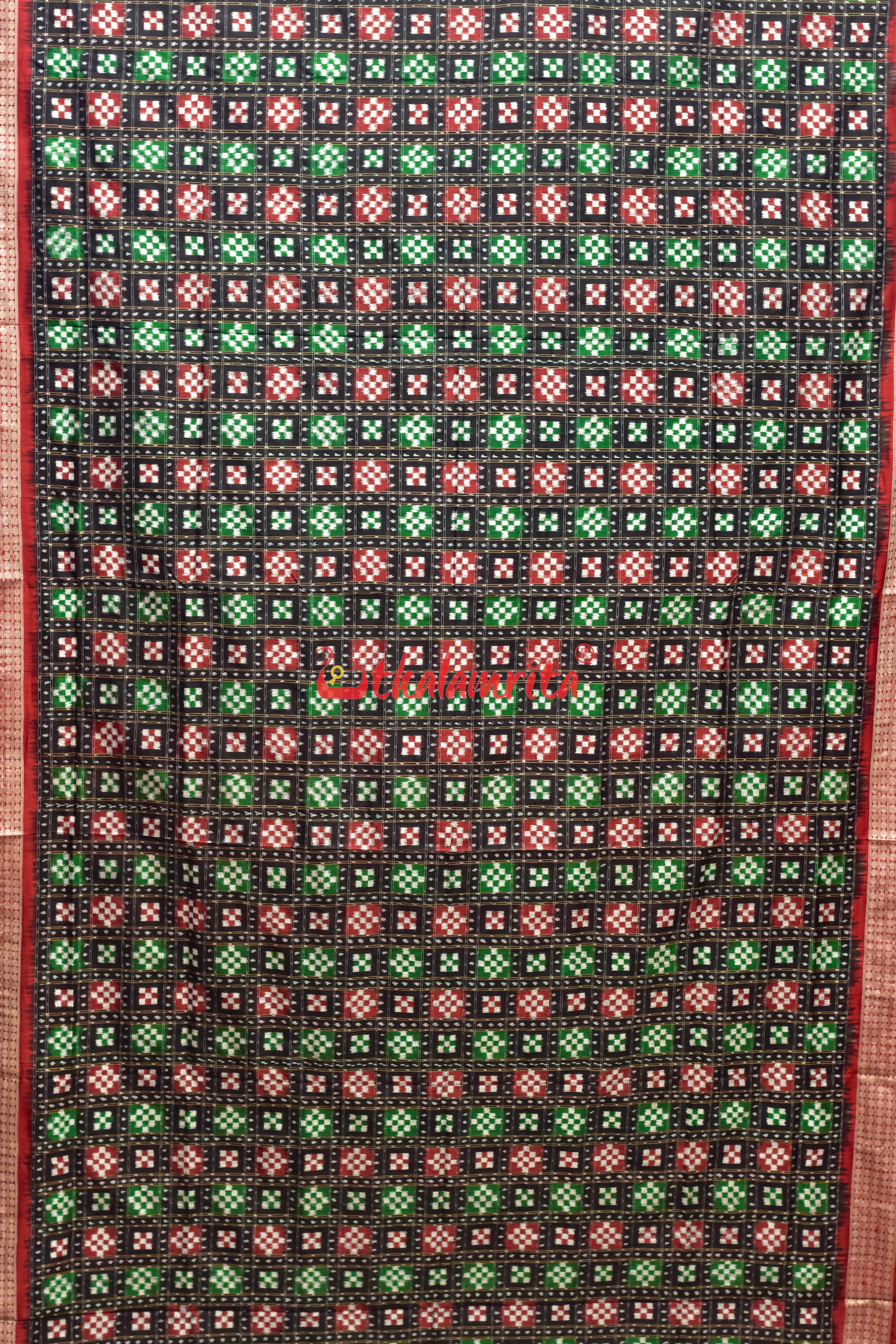 19 Kuthi Red Green Over Black Pasapali Silk Saree