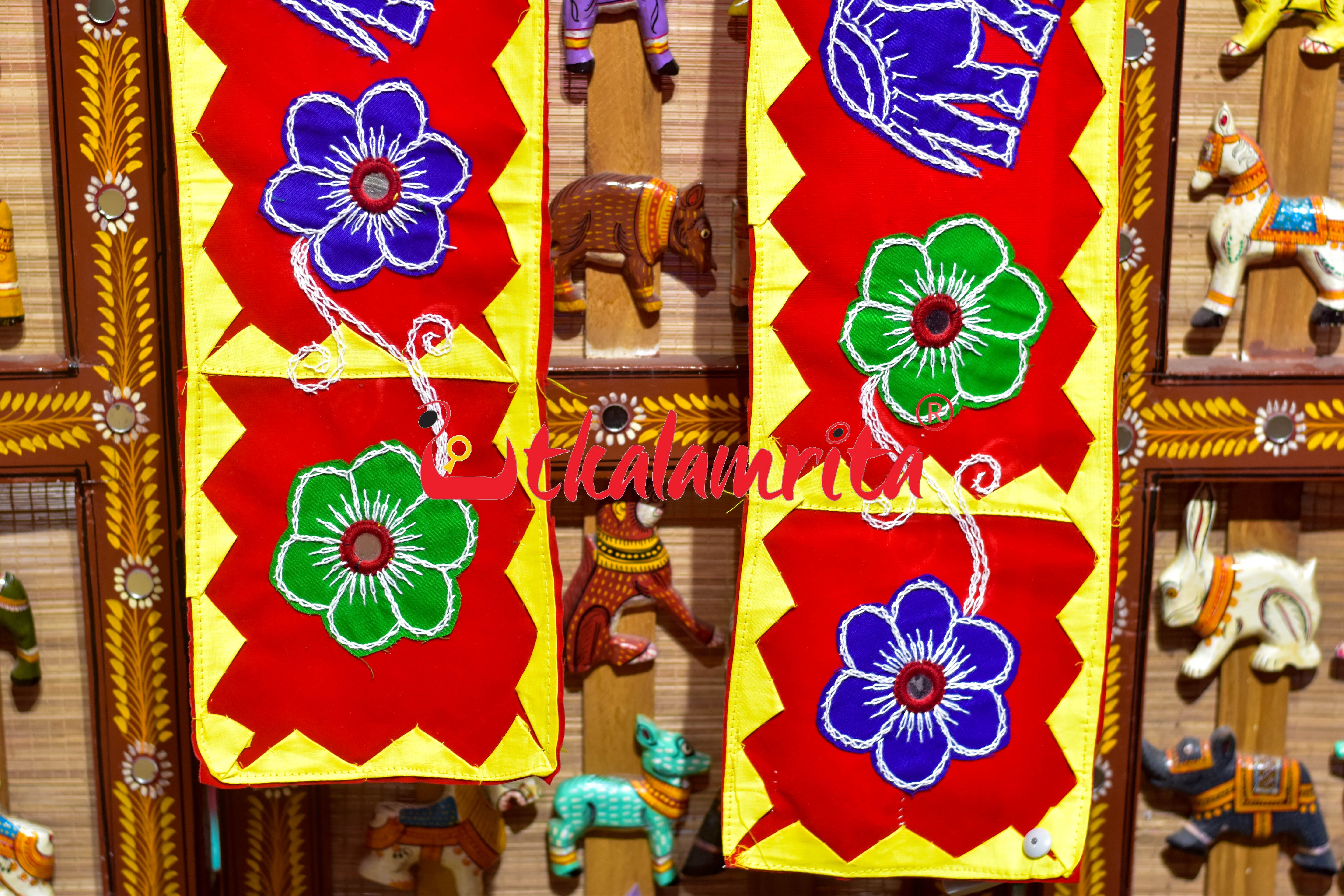 Green Blue Flower With Elephant Red Pipili (Uttariya)