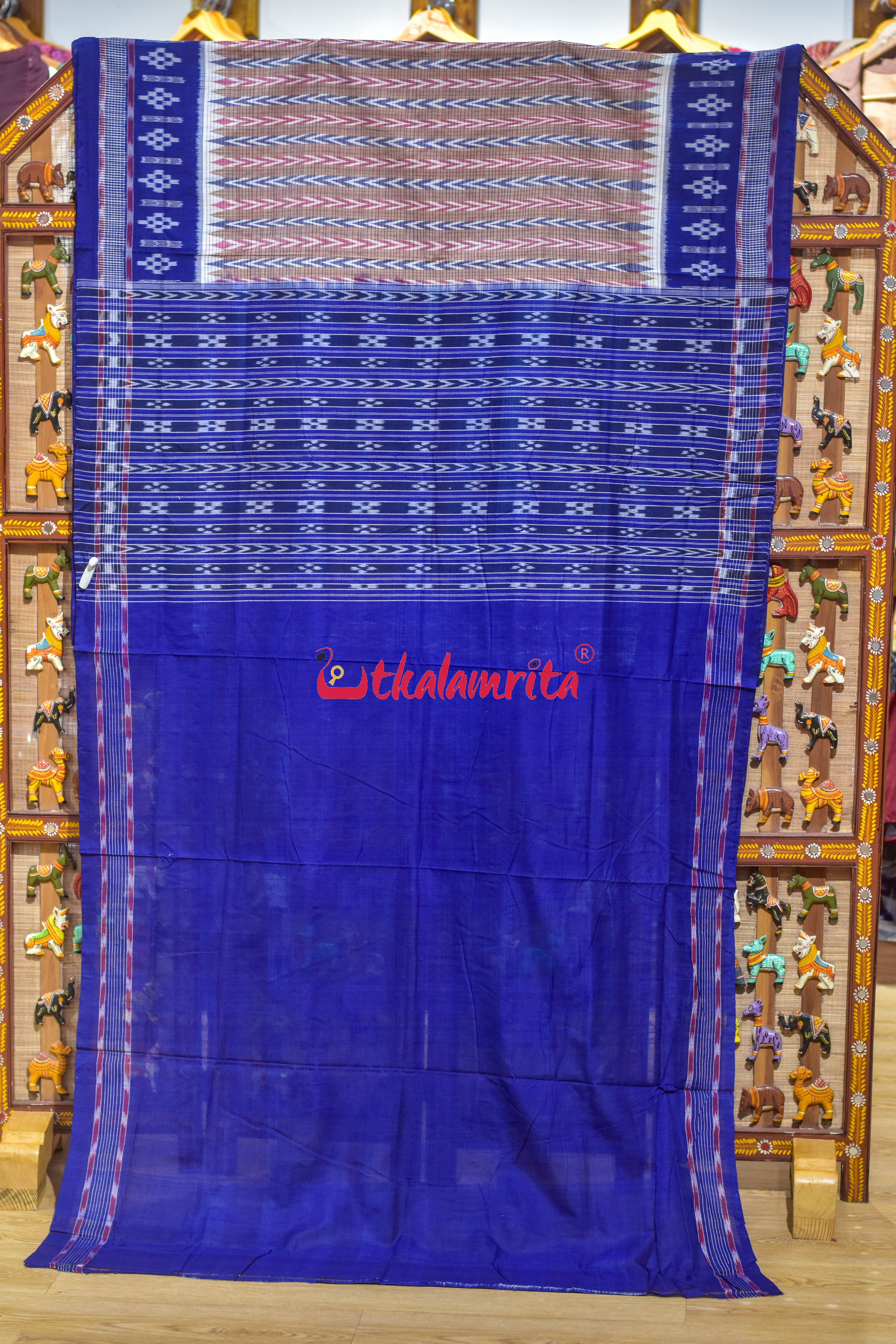 Dhanpatri Cream Blue Cotton Saree