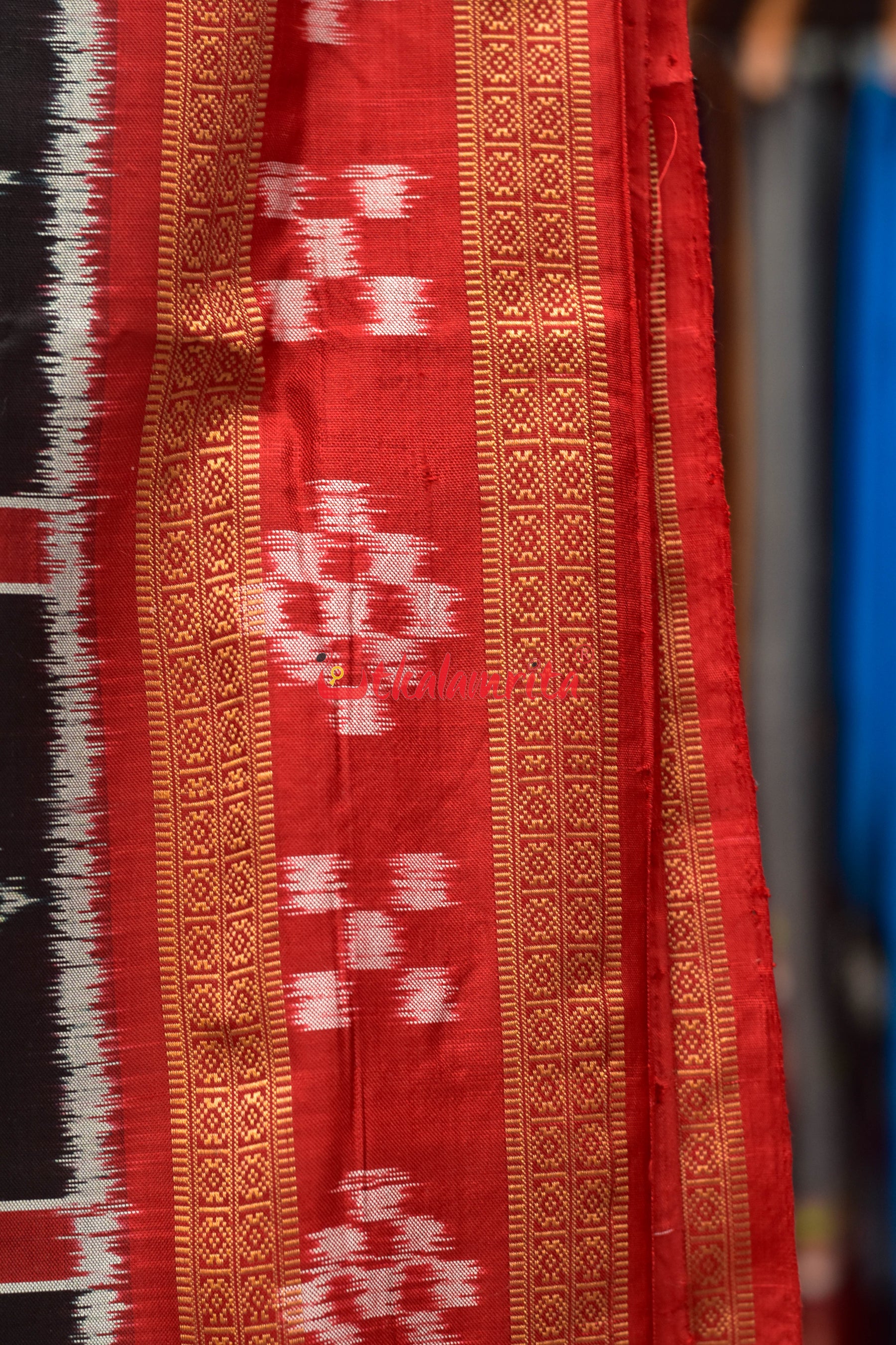 Black Red Pasapali Border Nabakothi Silk Saree