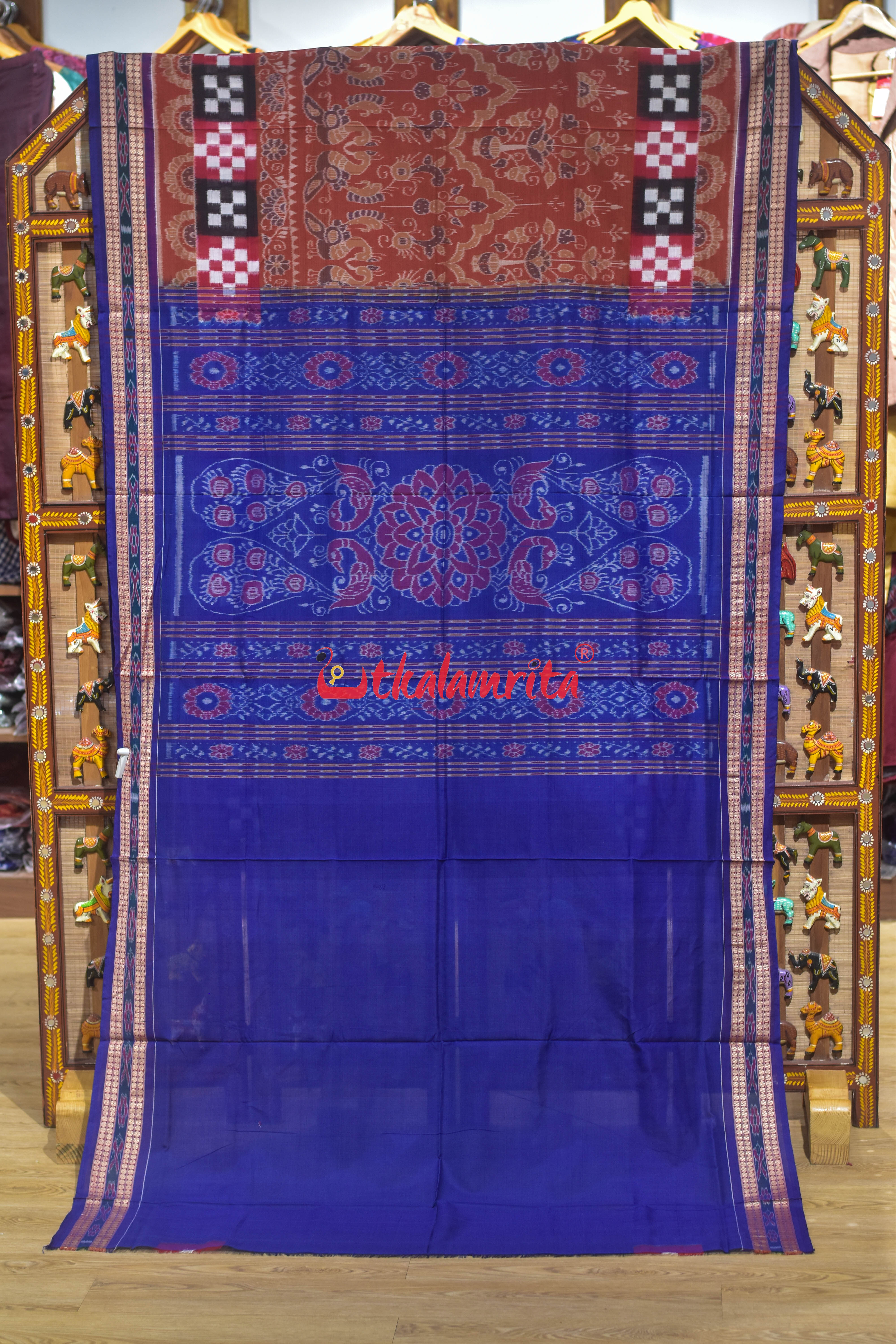 Brown Peacock Pasapali Scot Border Cotton Saree