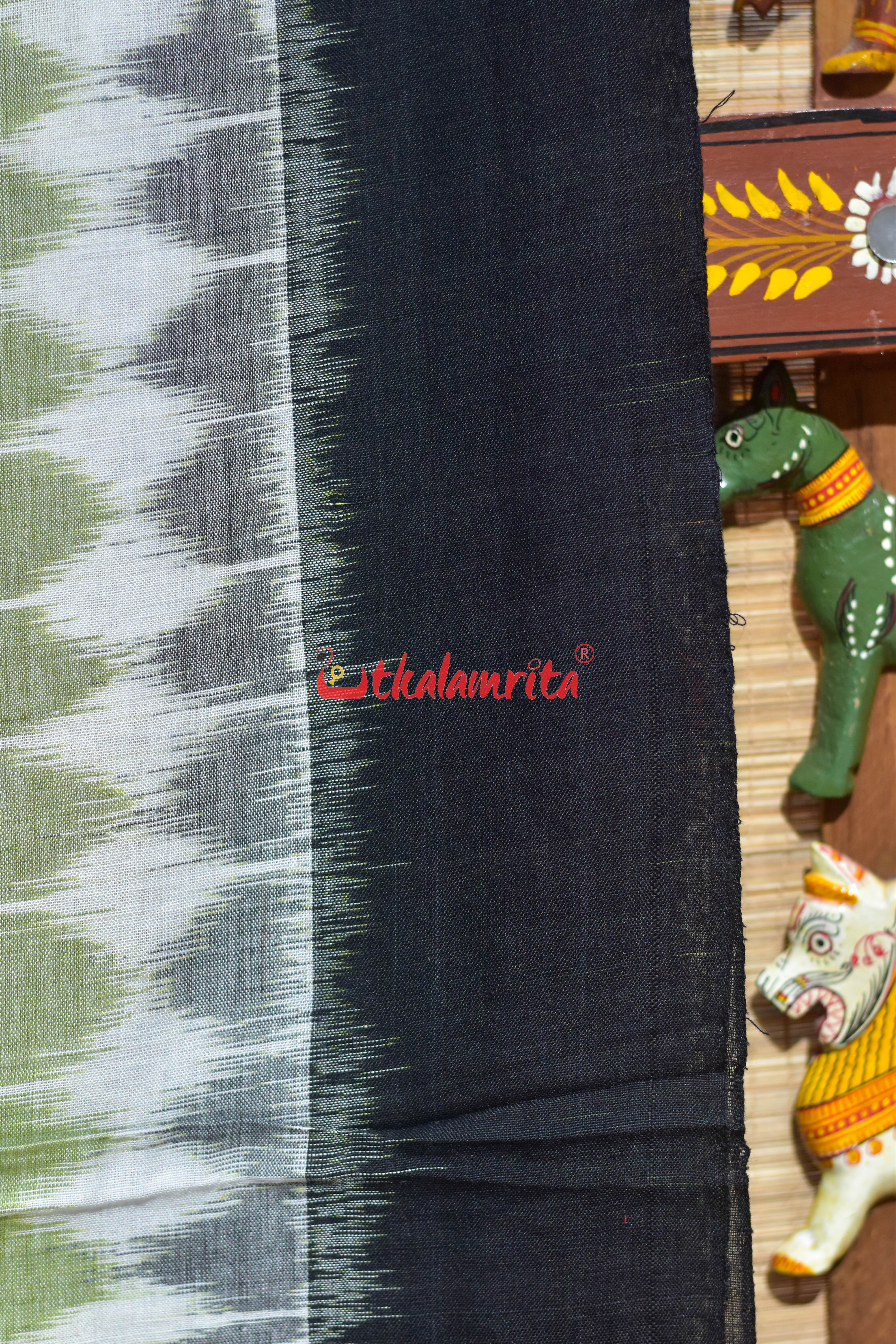 Green with 7D Black Body Bandha Khandua Cotton Saree