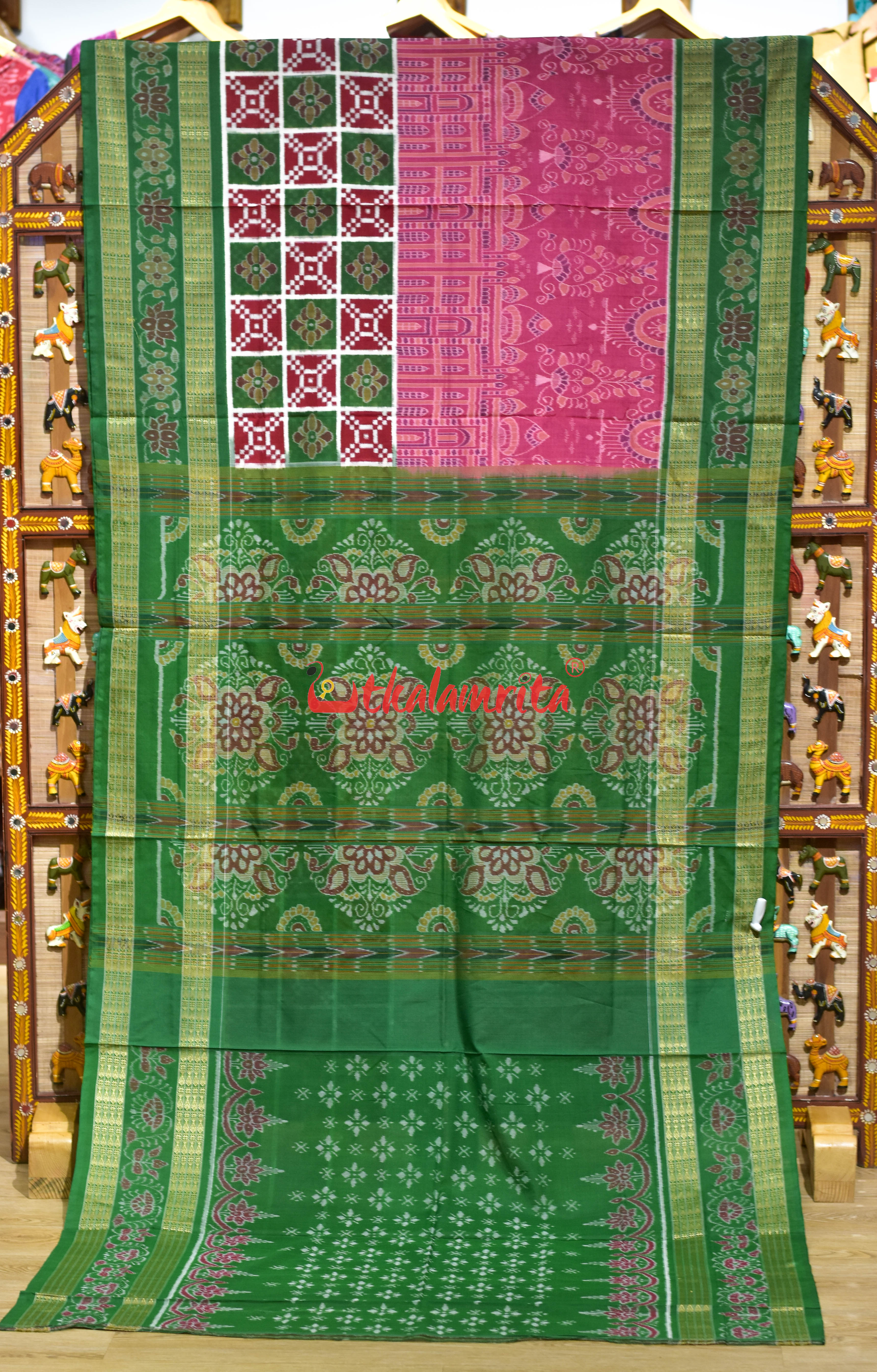 Pink Taj Mahal Scot Flower Sambalpuri Cotton Saree