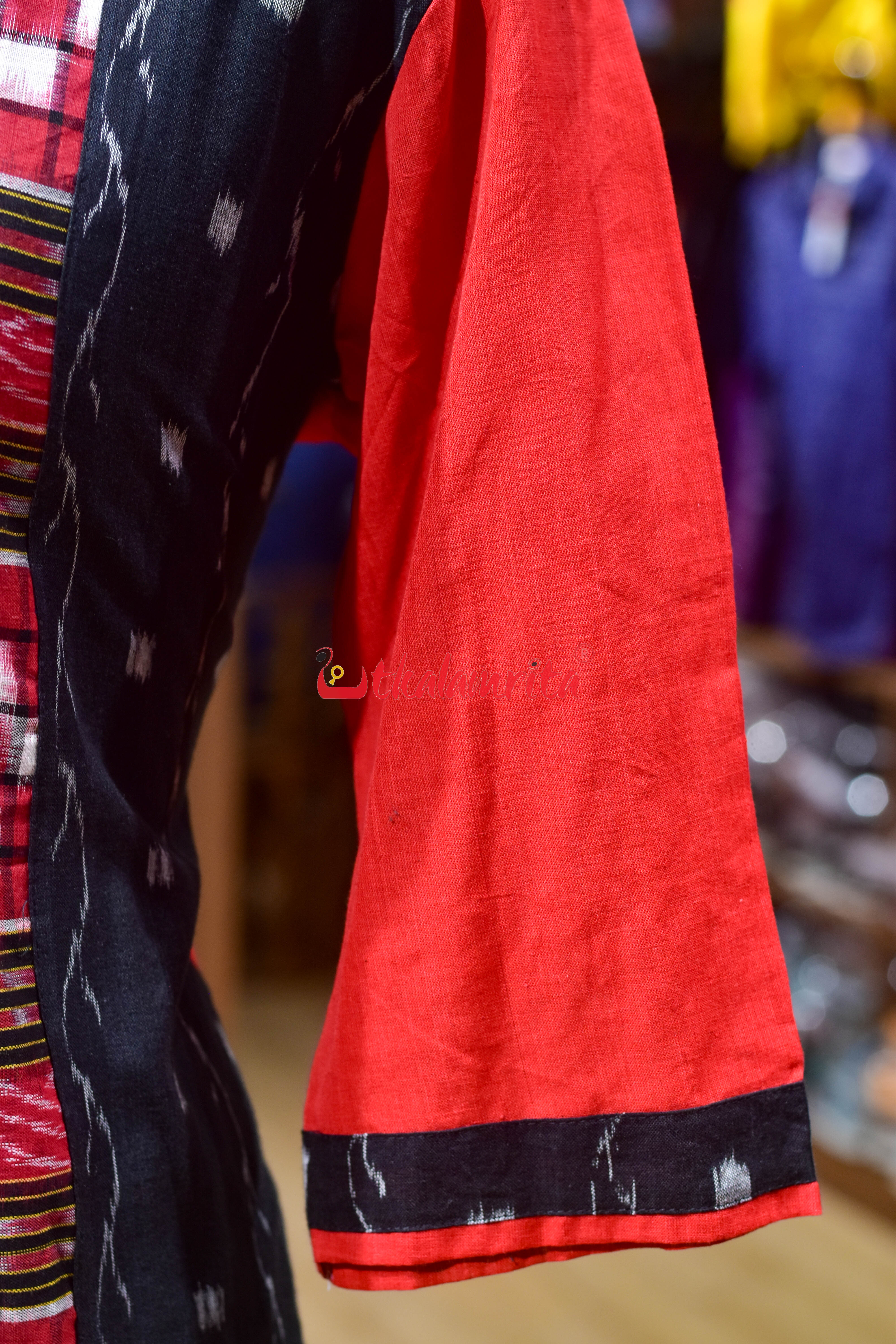 Pasapali Black Beauty Ikat (Ladies Kurti)