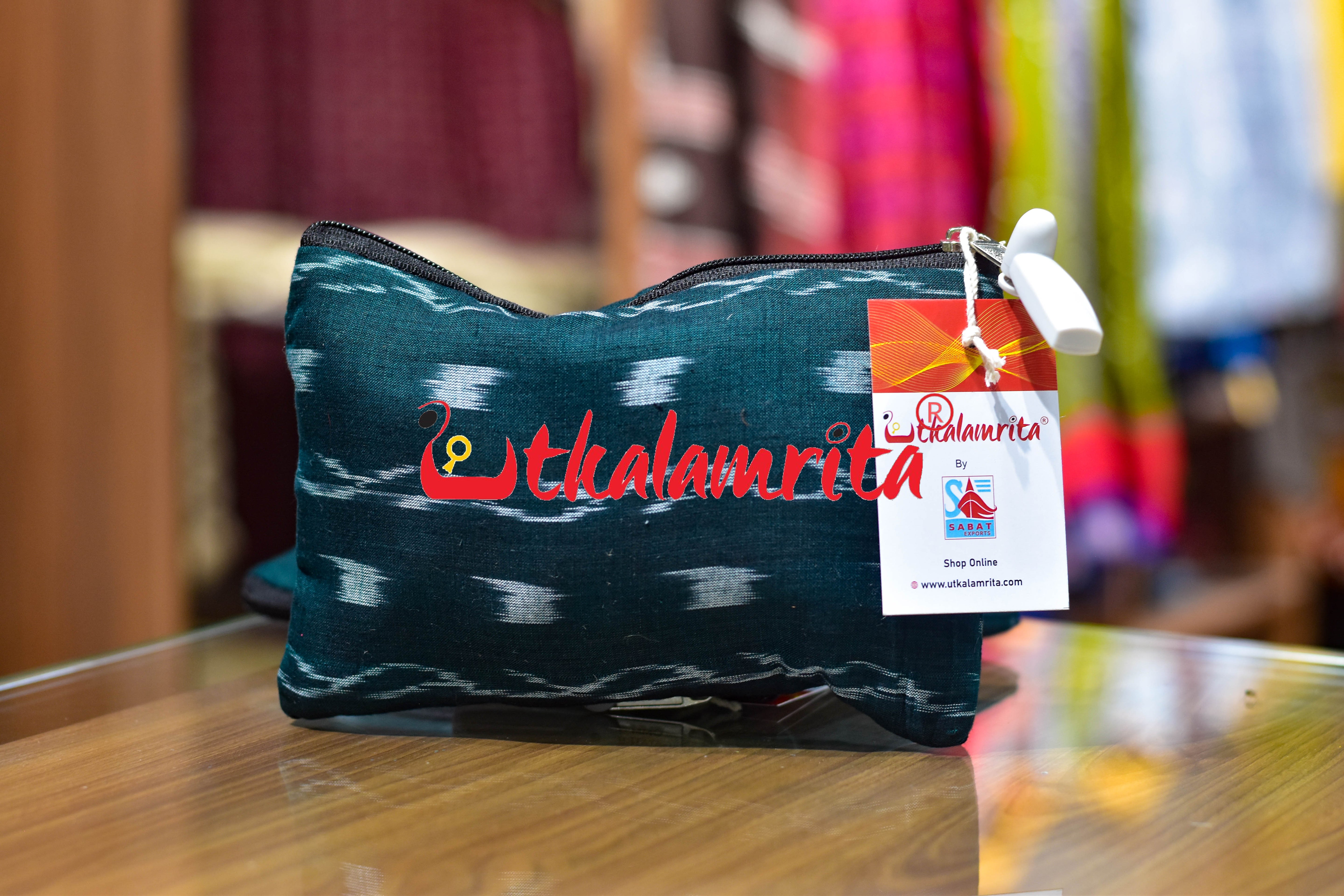 Deep Green Tipa Lata Small Purse