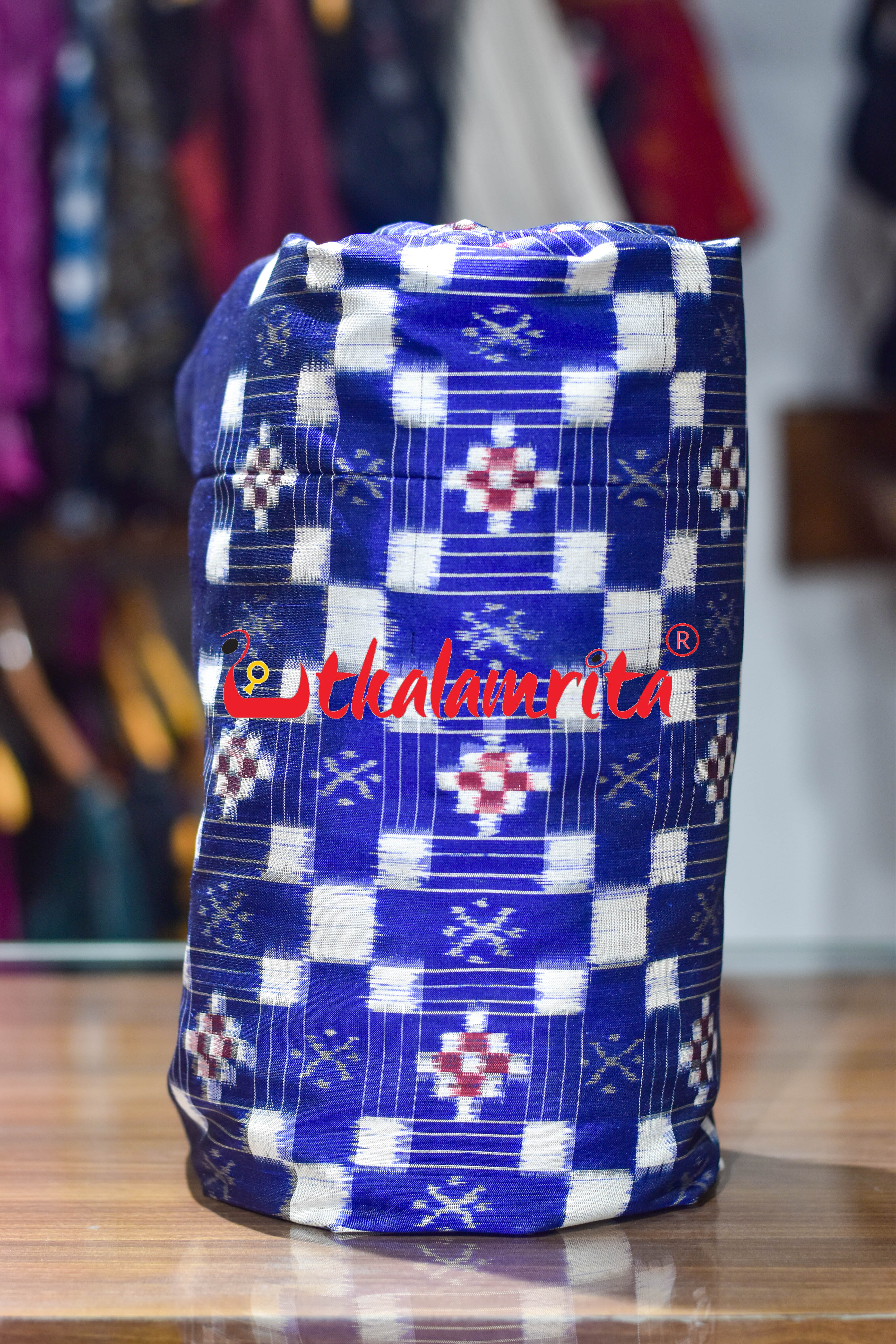 Blue White Kothi Pasapali Silk (Fabric)