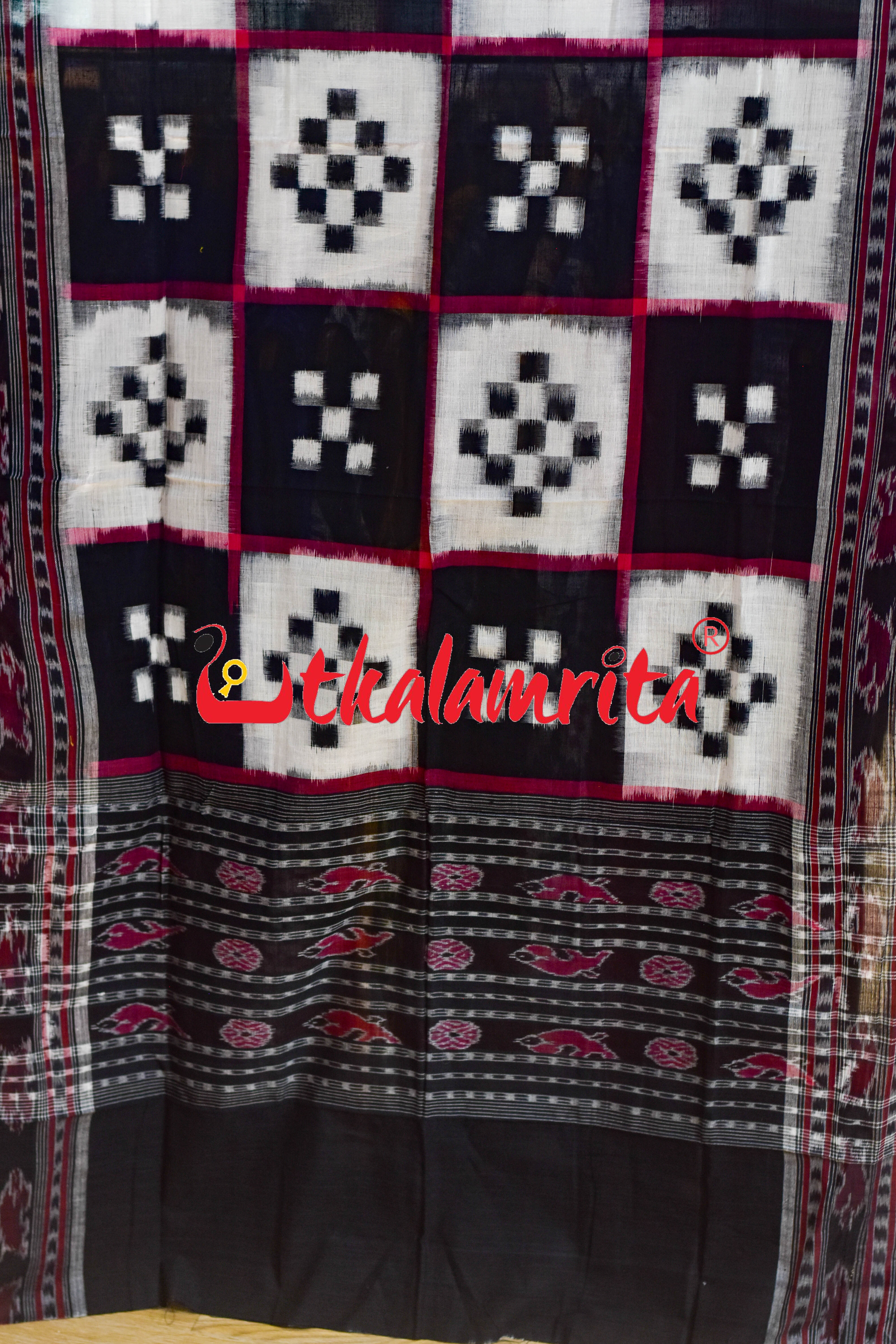 Contrast Bichitrapuri Black Border Sambalpuri (Dupatta)