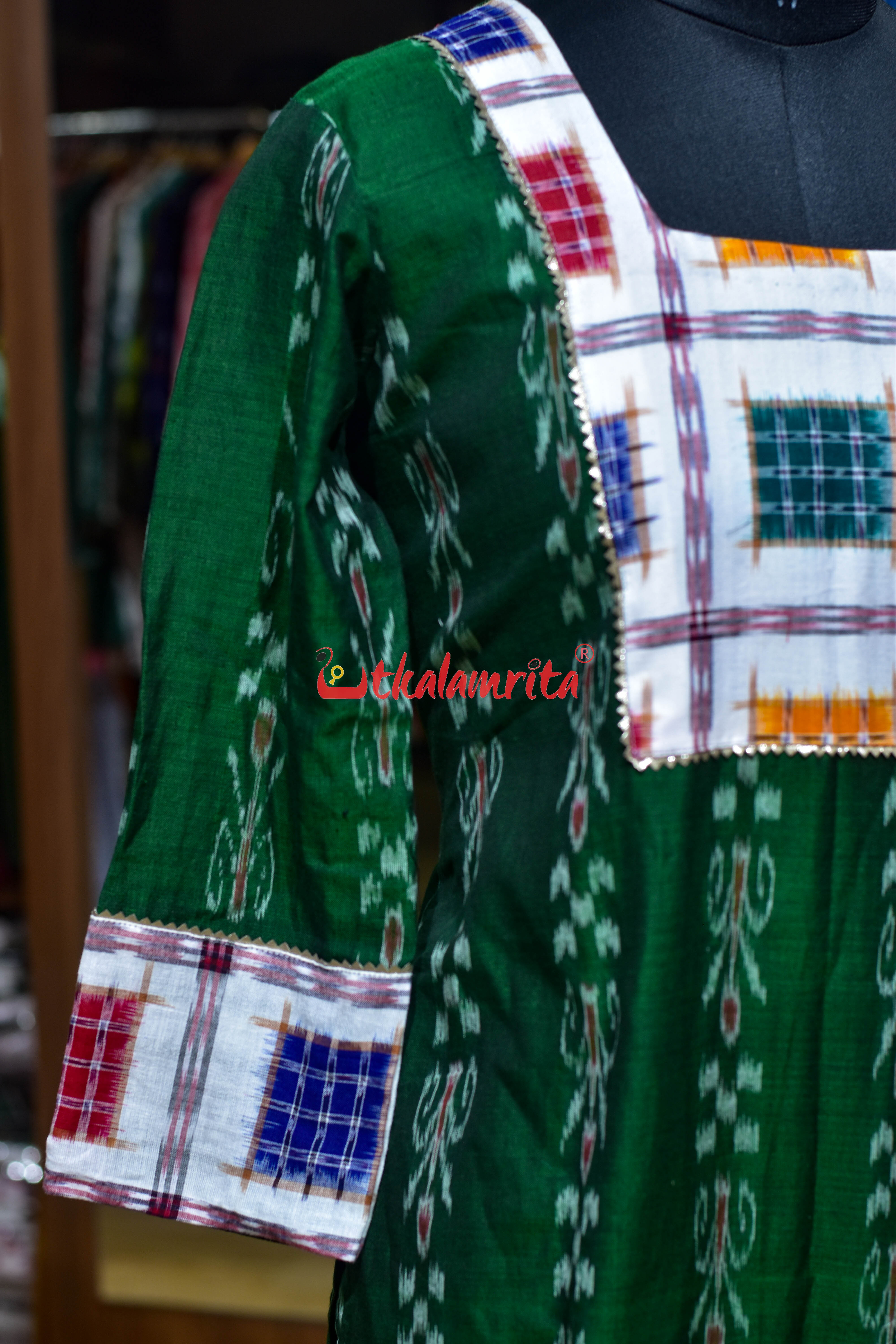 Light Green Pasapali with Aswini Middle Desigh (Ladies Kurti)