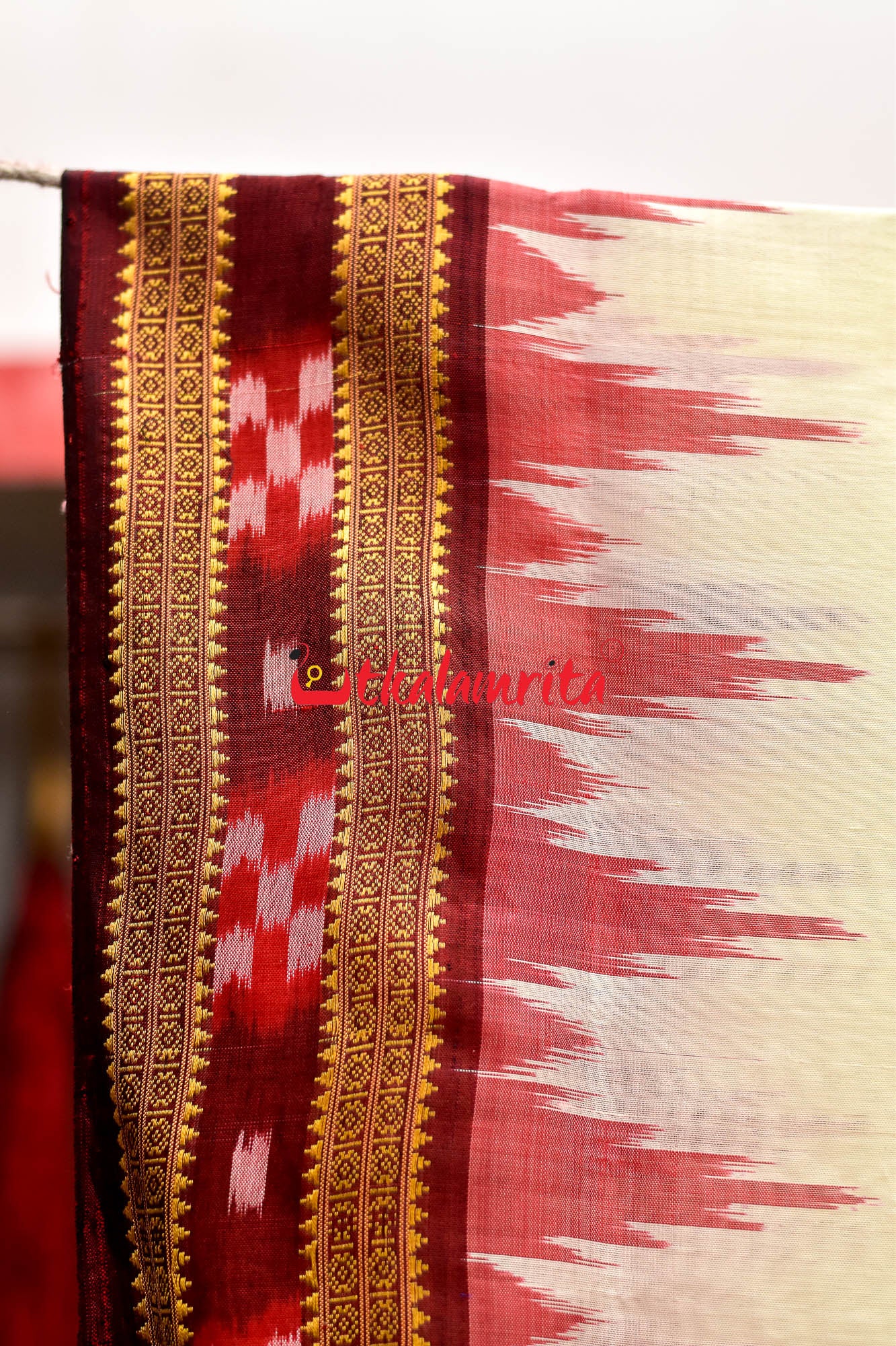 Snow White Ganga Jamuna Khandua Silk Saree