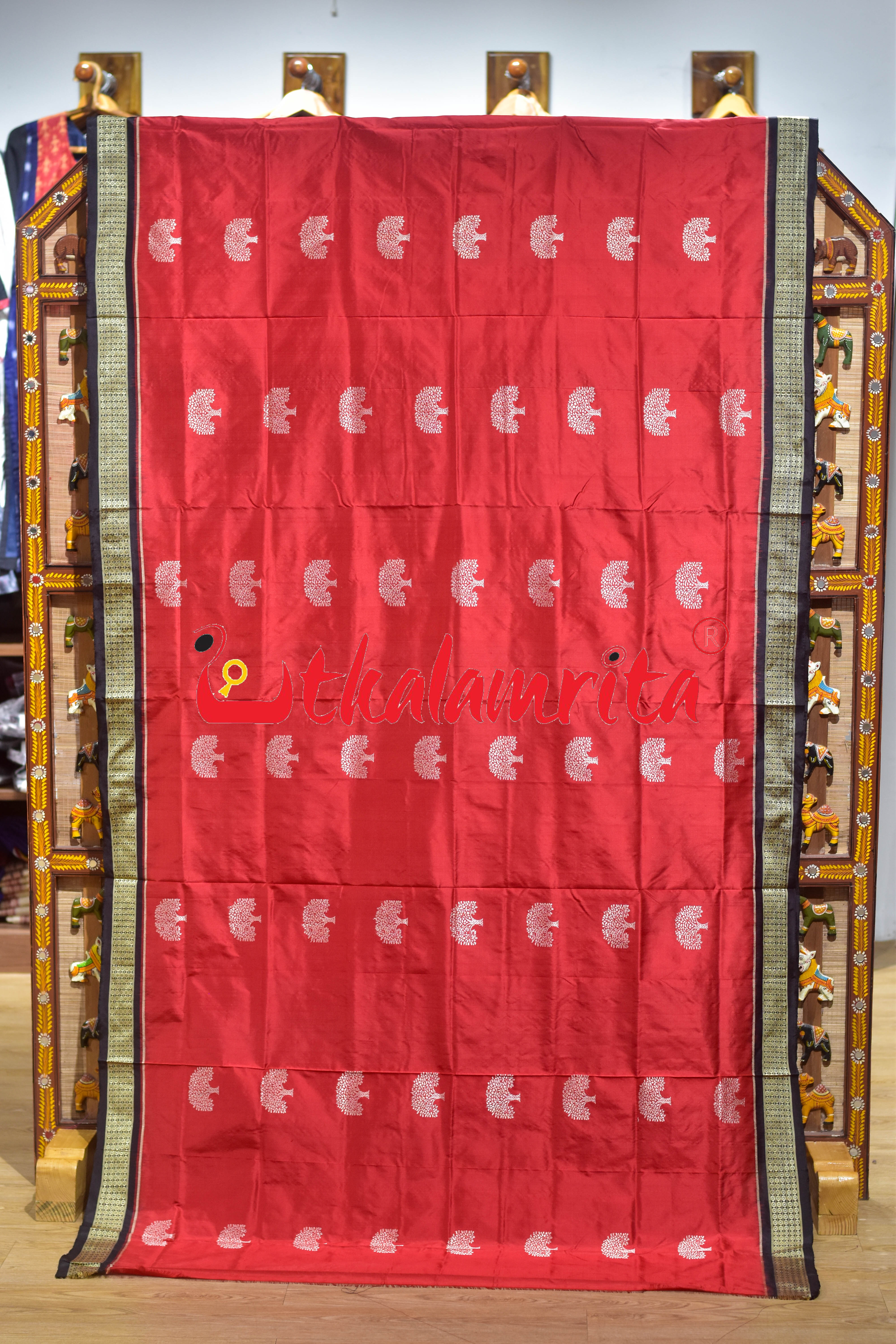 Red Black Gacha Design Bomkai Silk Saree