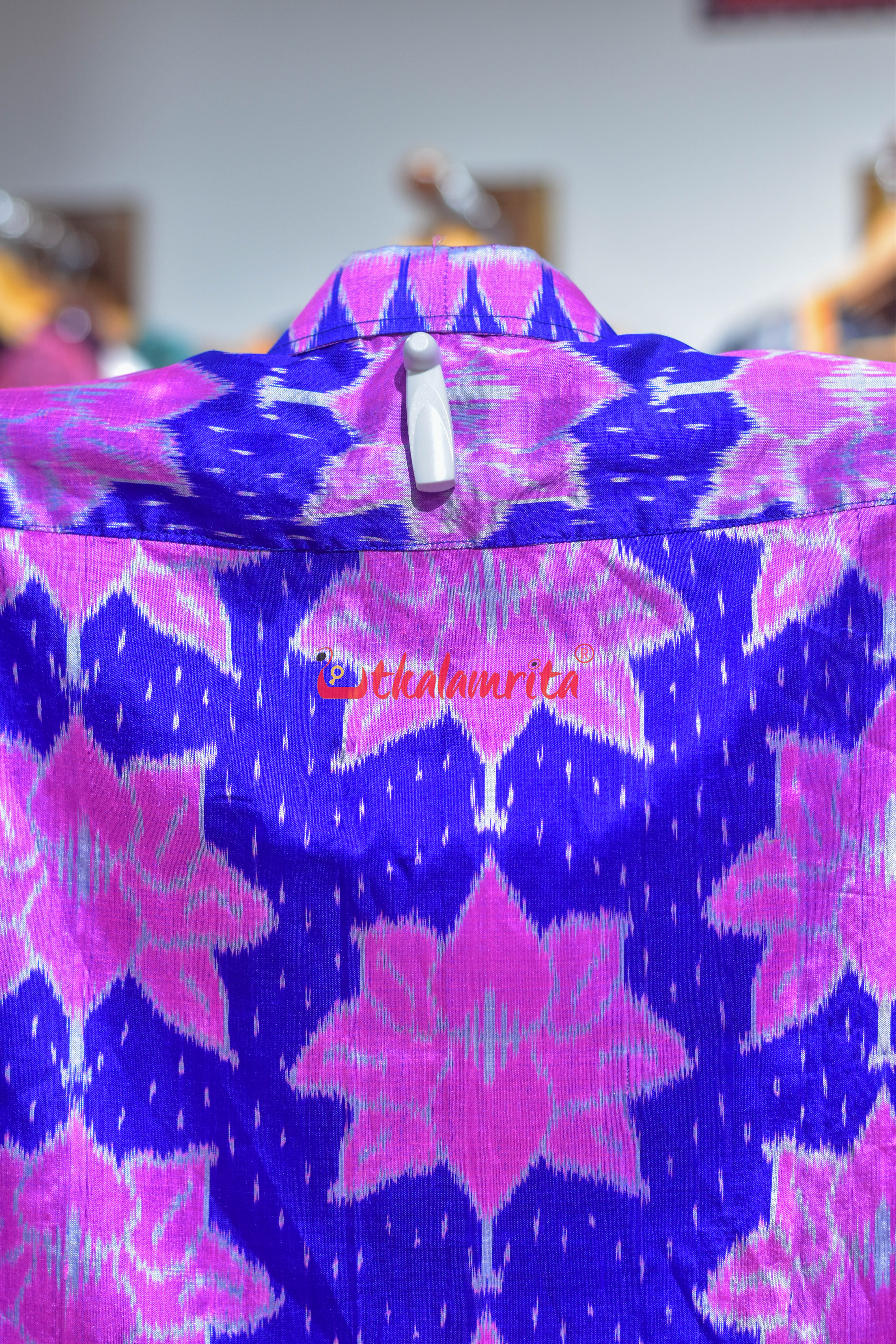 Blue Body Lotus (Men's Shirt)