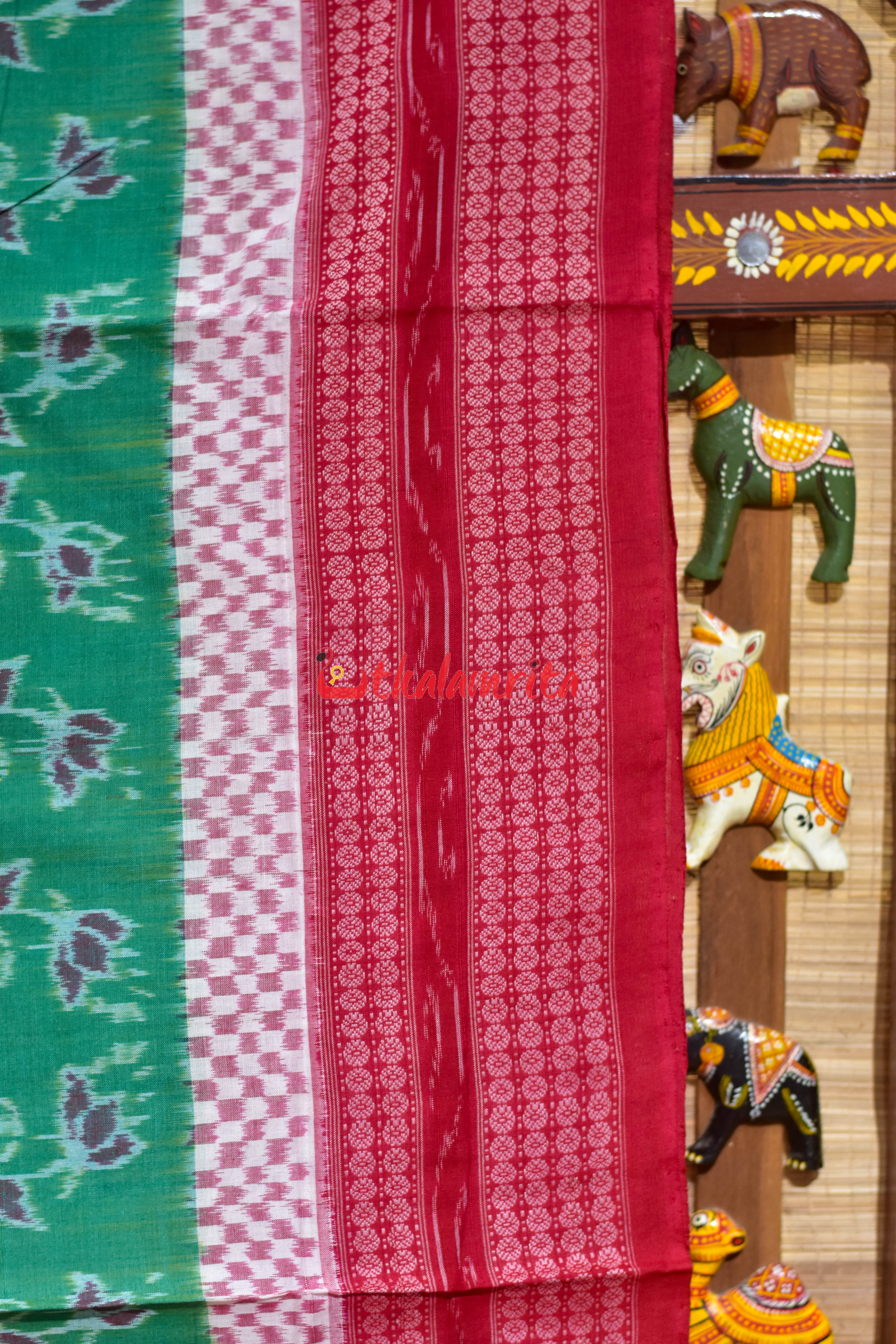 Green White Raasi Phala Sambalpuri Cotton Saree