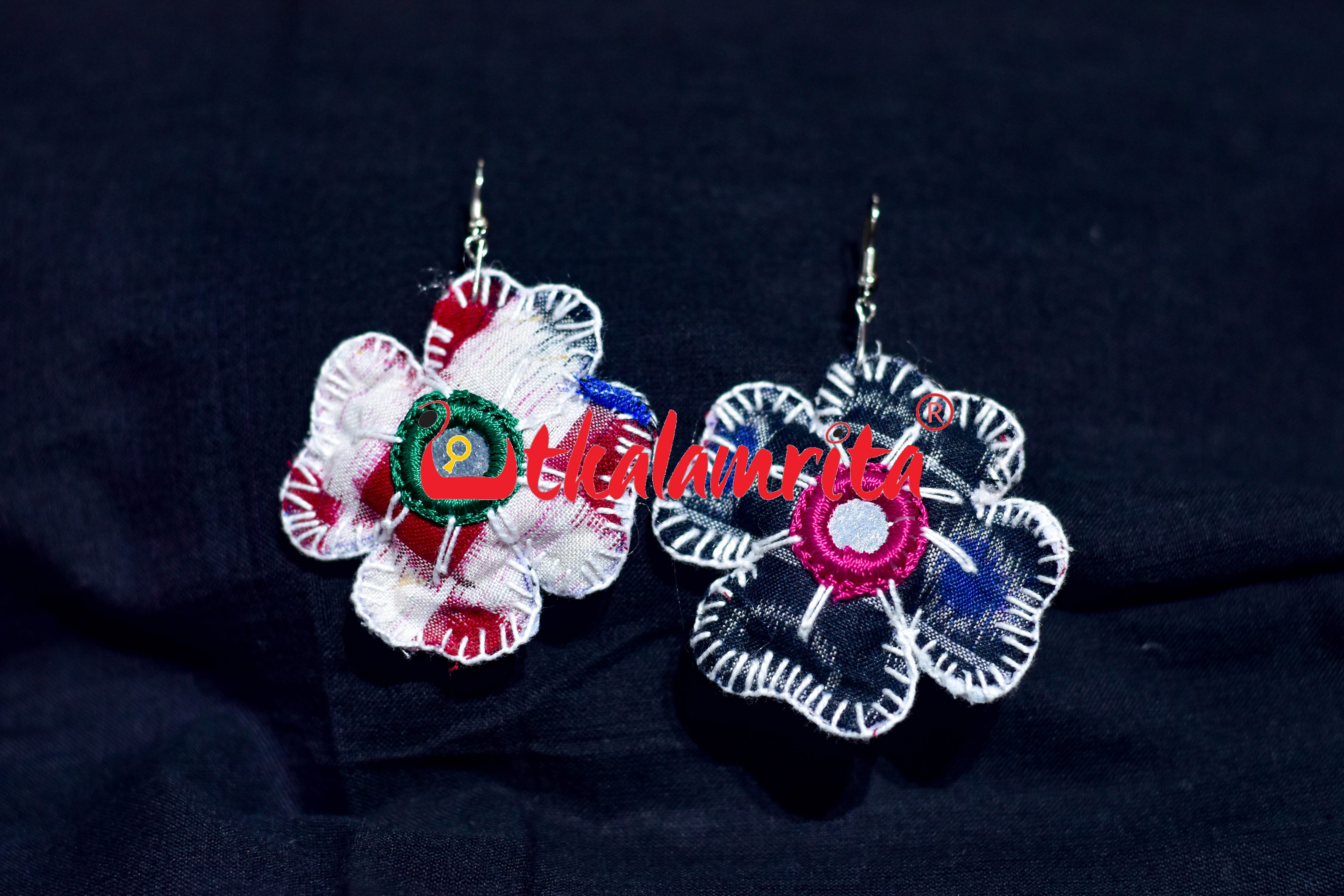 Black White Double Sided Flower (Handloom Earring)