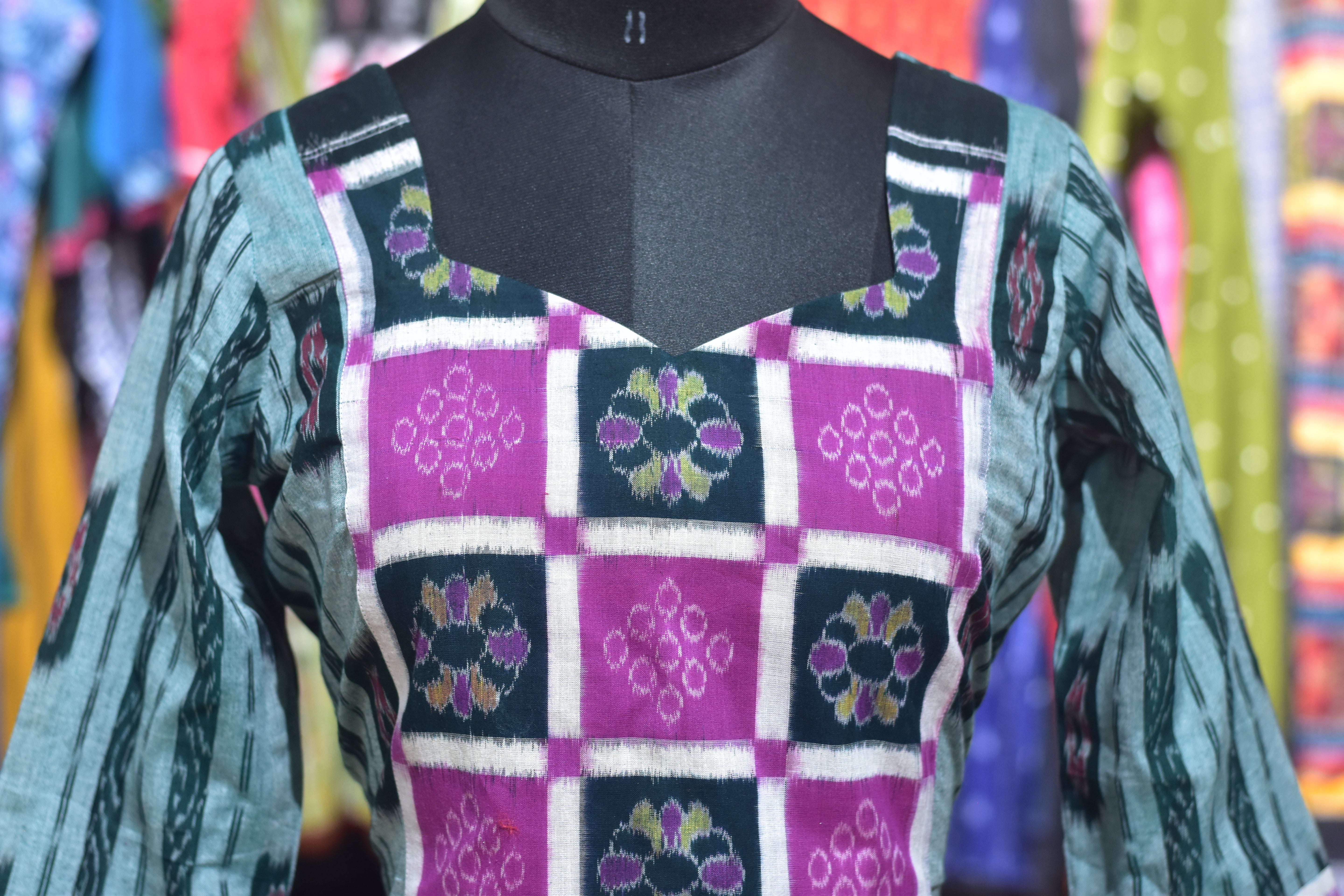 Deep Green Box Flower Kothi Pasapali Cotton (Ladies' Kurti)
