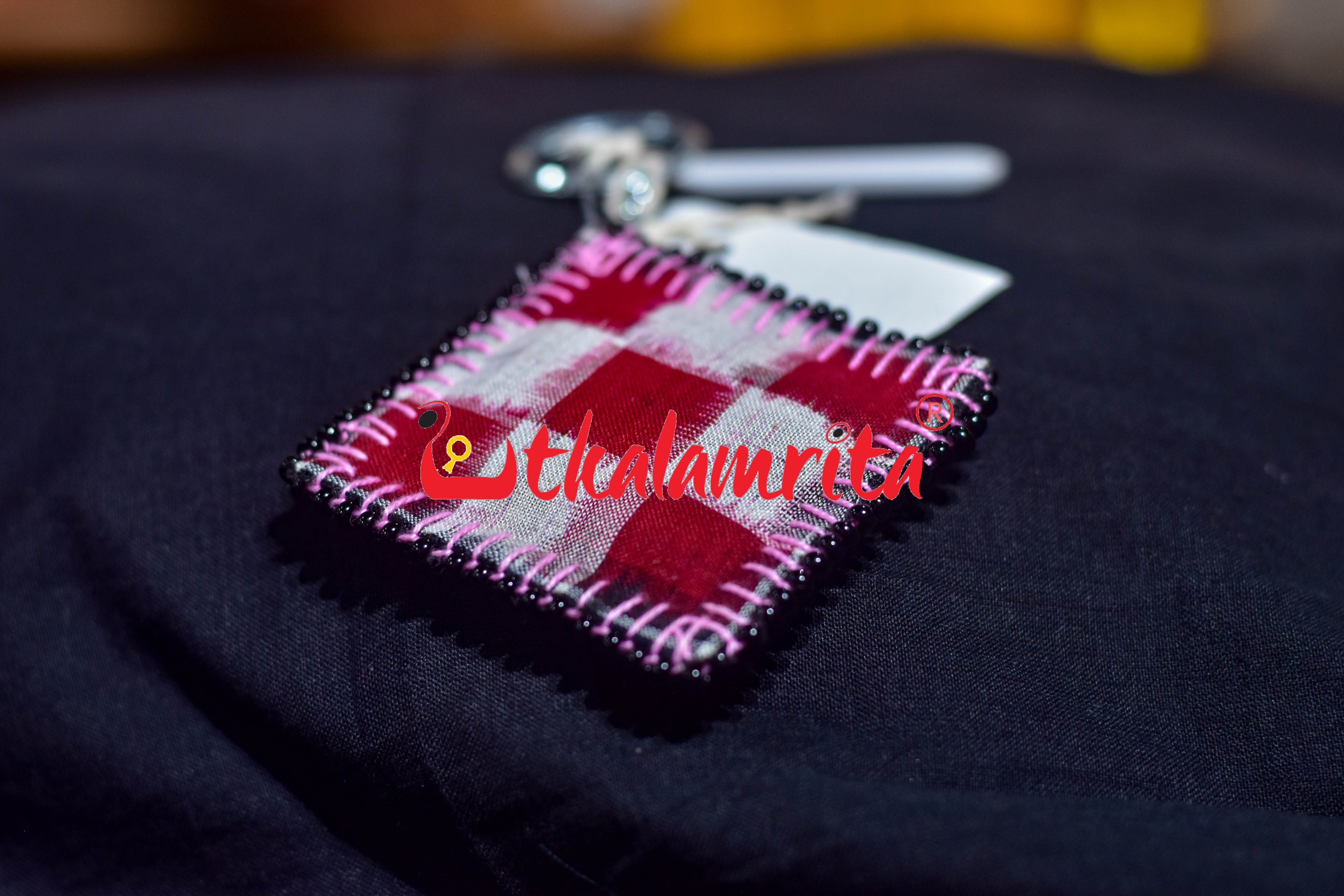Red Black Pasapali Ikat Key Chain