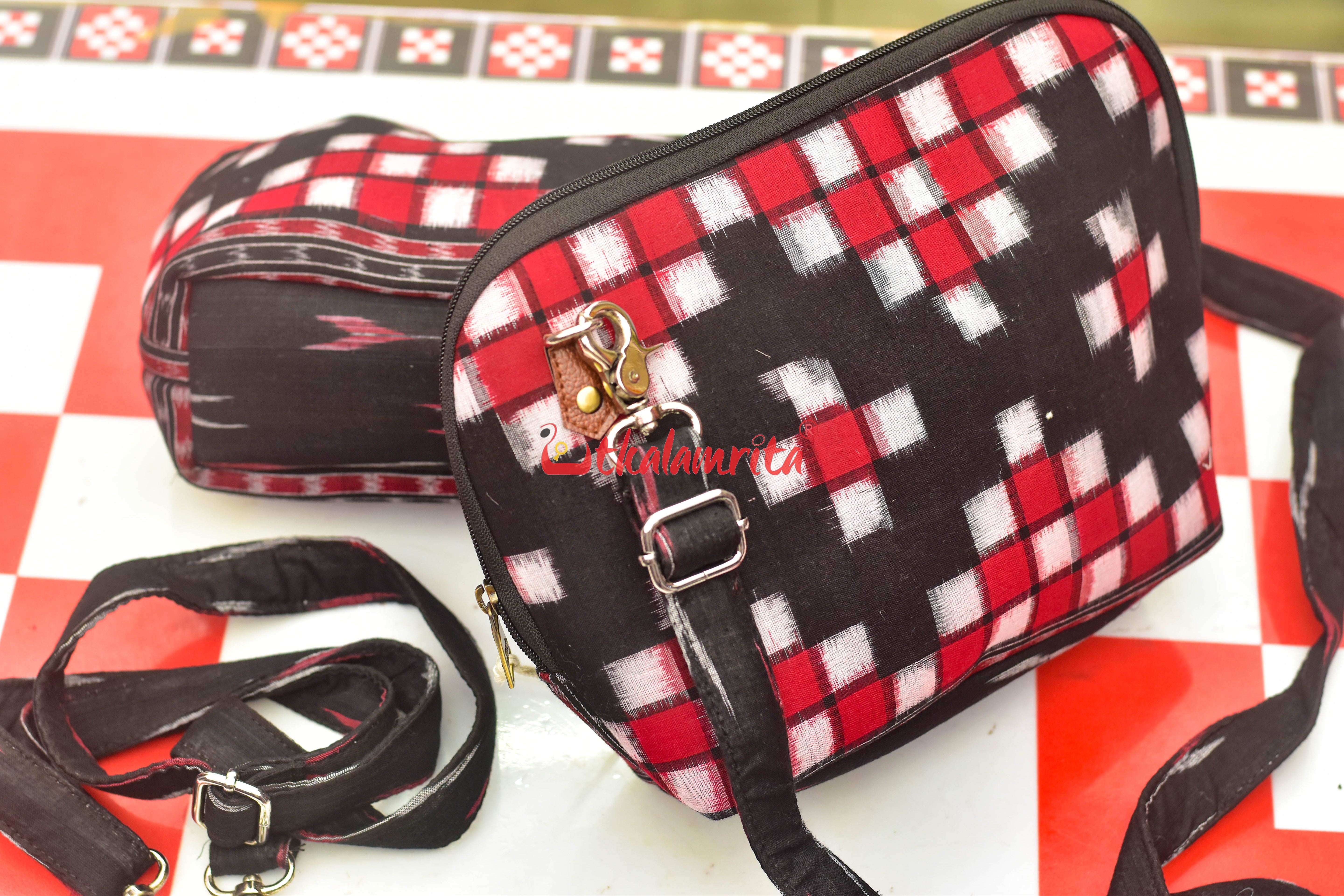 Black Red Pasapali Big Sling Bag