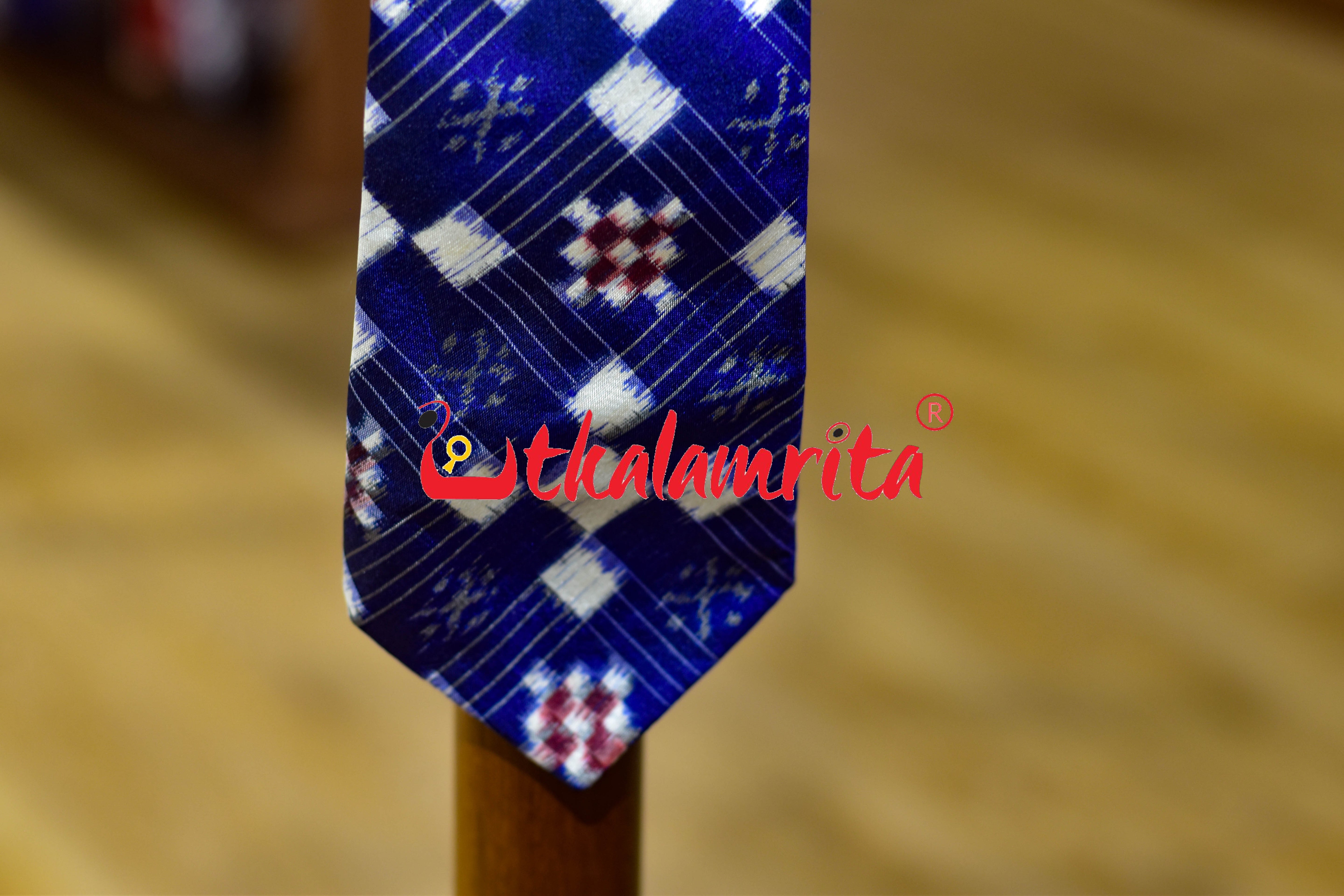 Blue White Kothi Pasapali Silk (Tie)