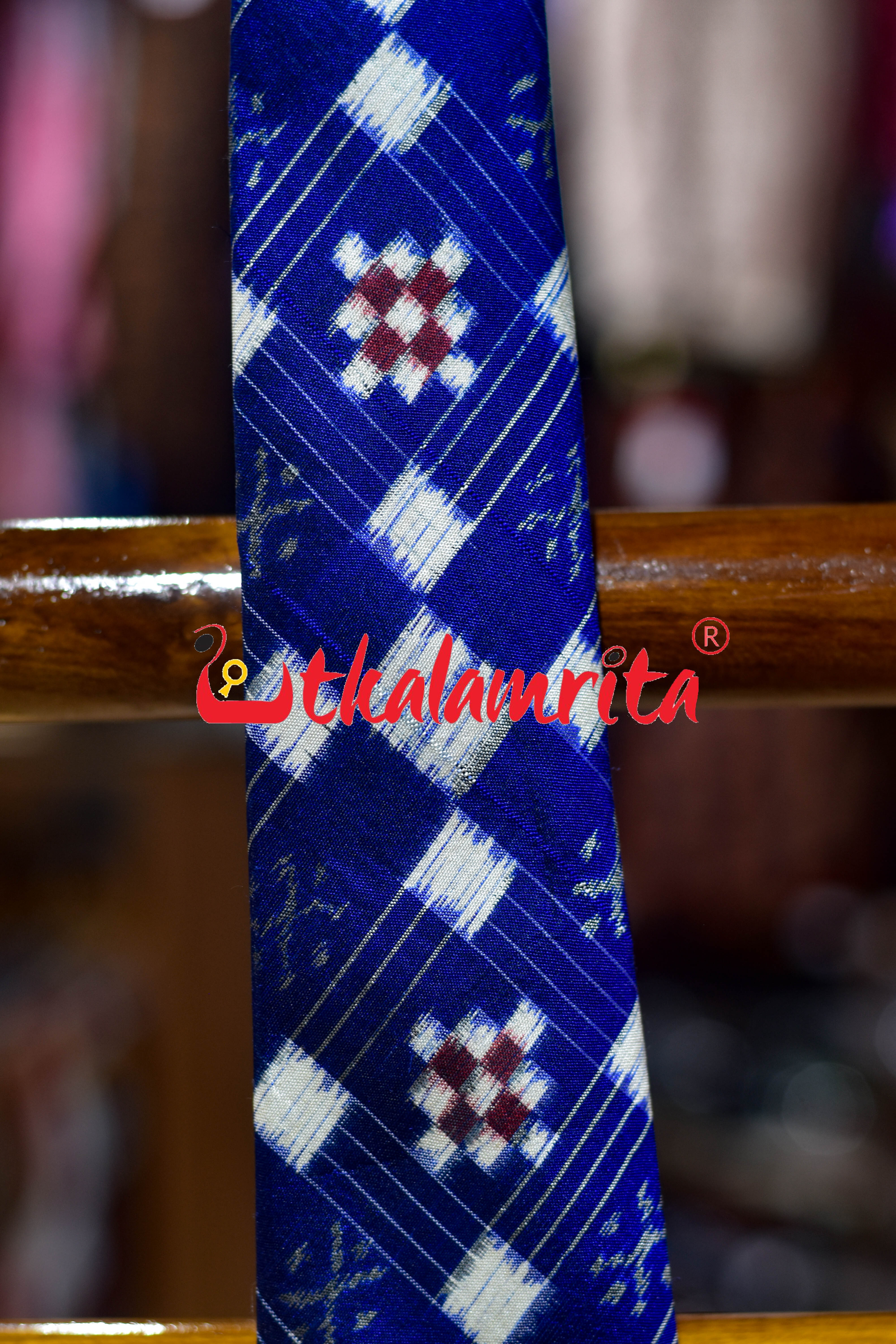 Blue White Kothi Pasapali Silk (Tie)