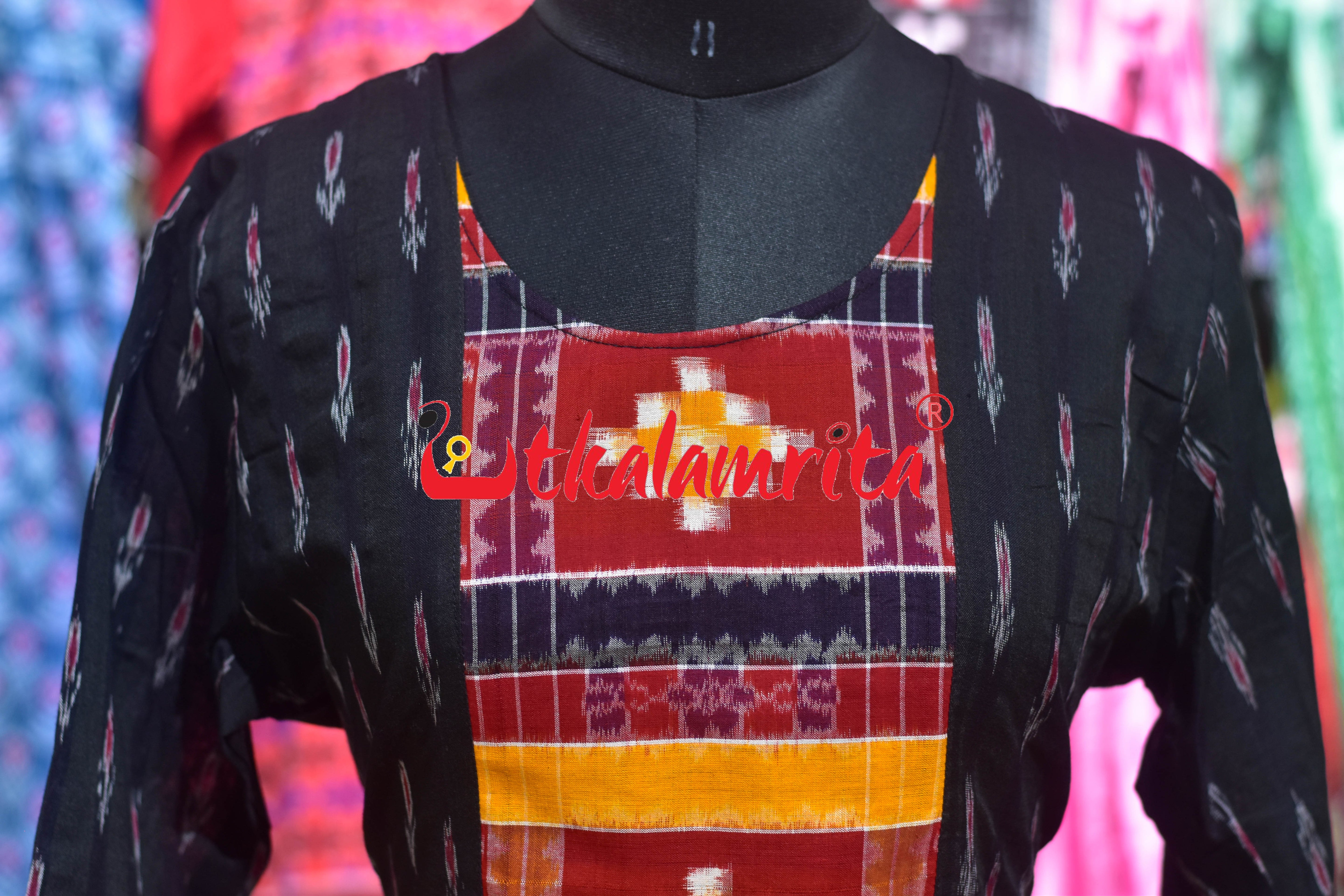 Black Labanga Middle Pasapali (Ladies' Kurti)