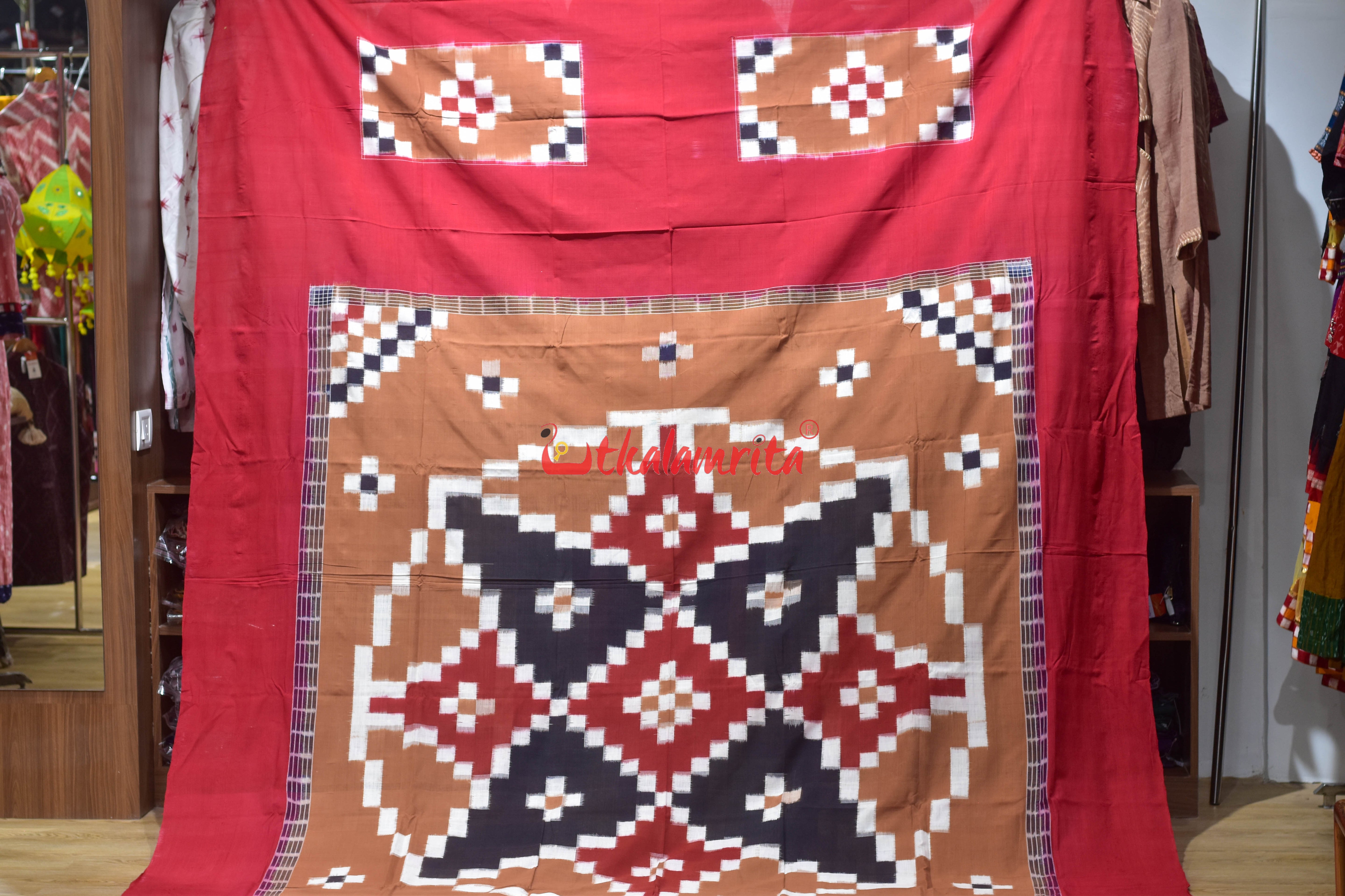 Brown Red Big Pasapali Cotton Bedsheet