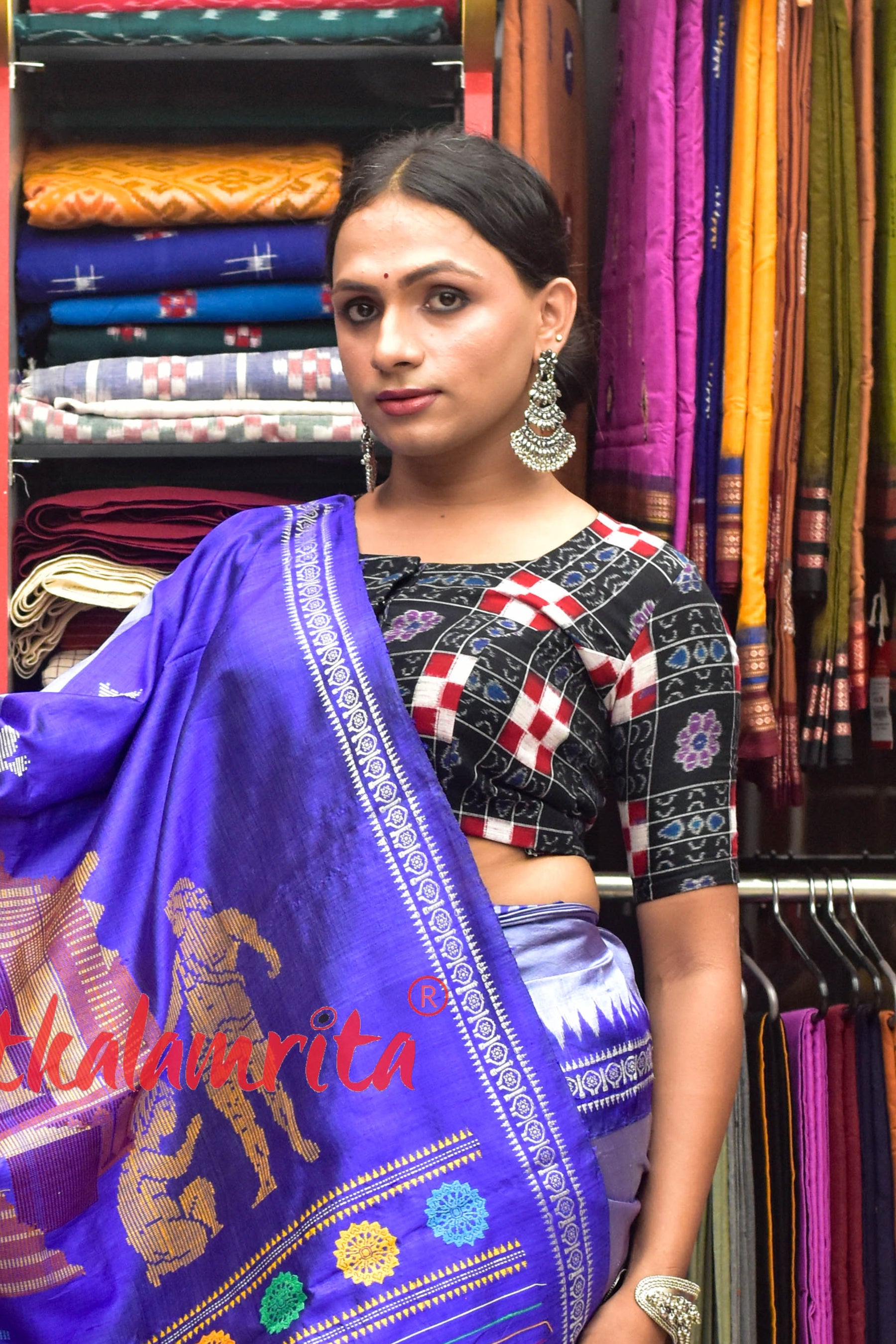Black Flower Kothi Pasapali Cotton (Blouse)