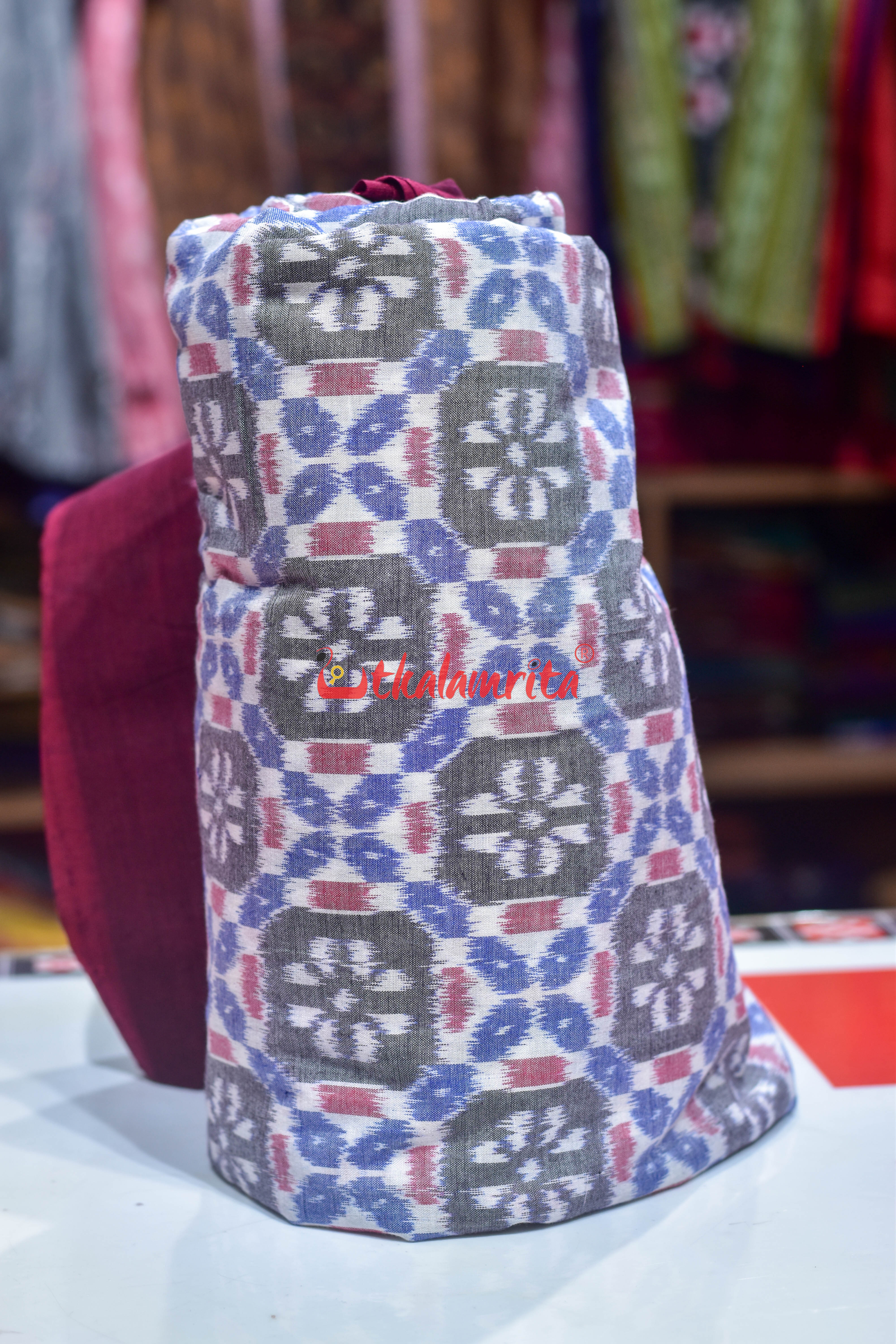 4D White Grey Flower Sambalpuri Cotton (Fabric)