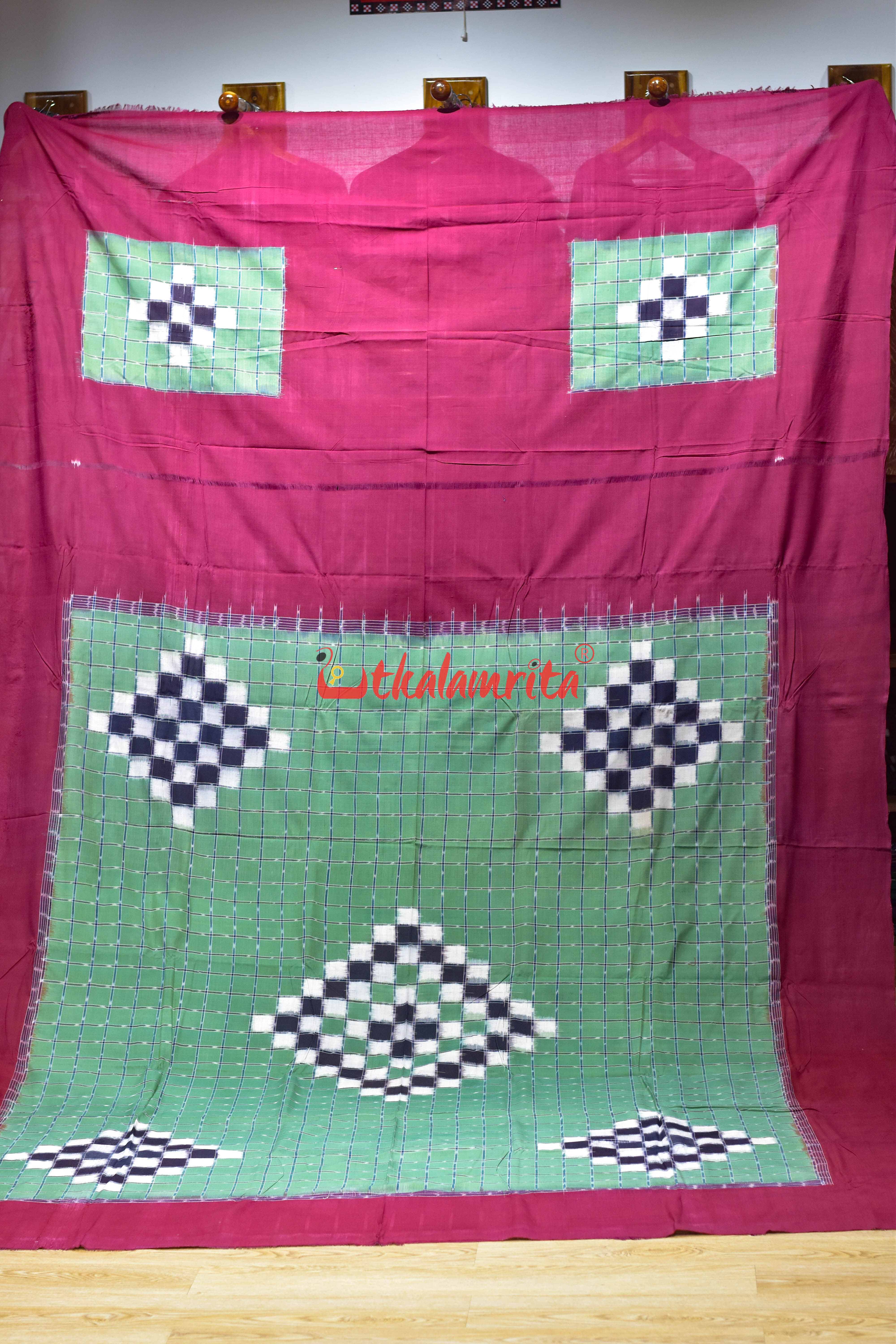 Green Maroon Check Pasapali Cotton Bedsheet