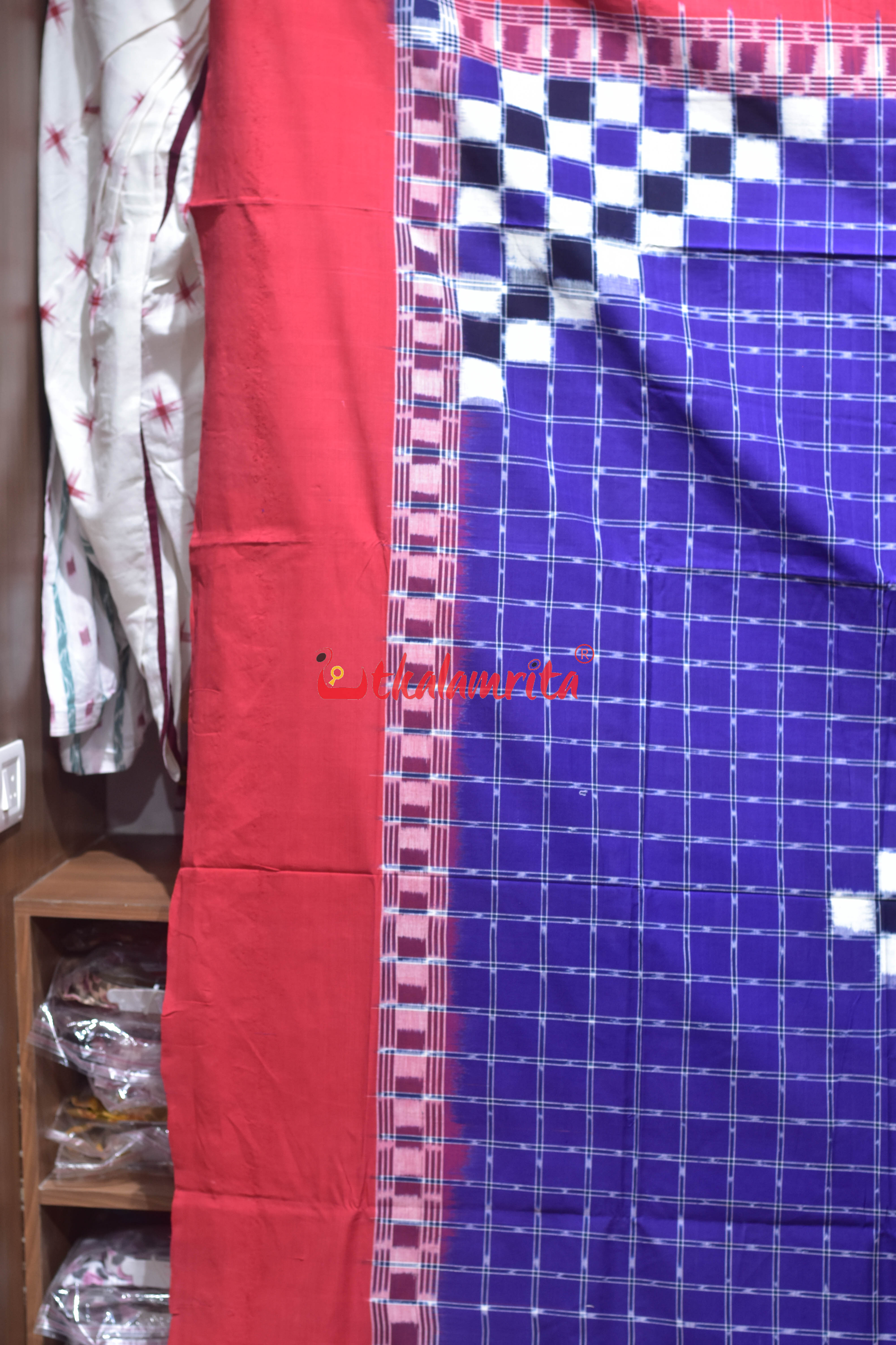 Purpel Red Big Checks Pasapali Bedsheet
