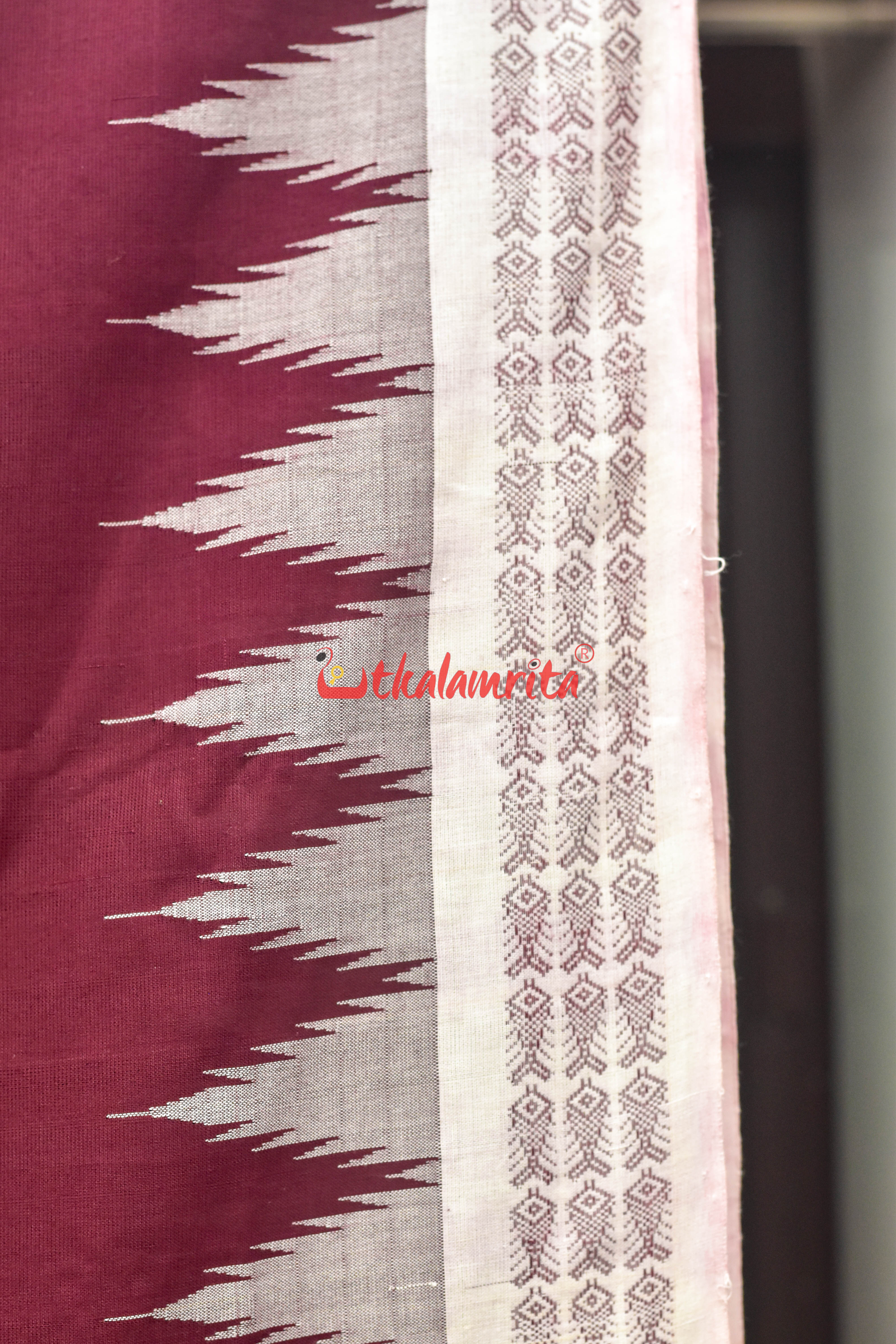 Maroon with White Fish Border Original Ganjam Bomkai Cotton Saree