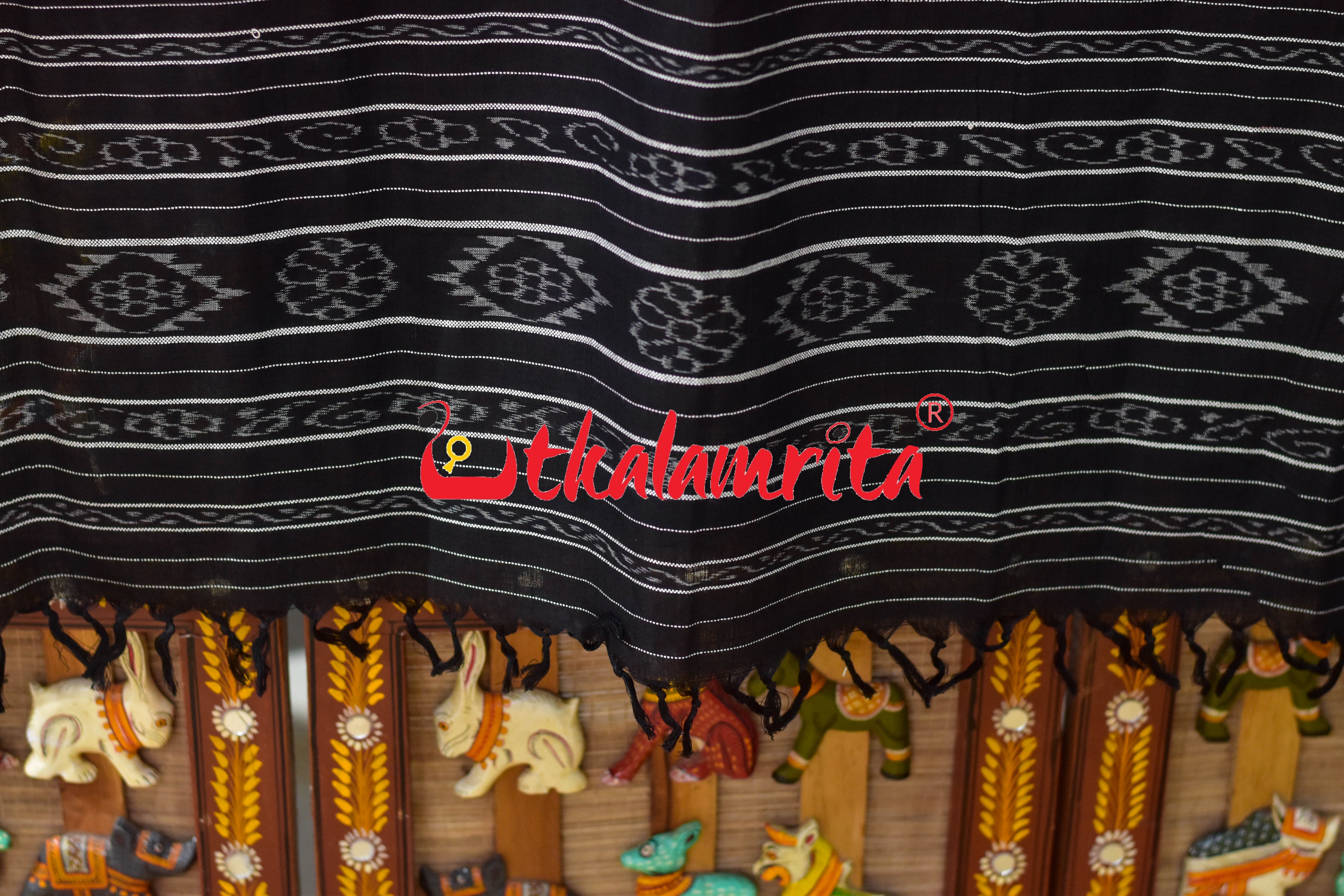 Maroon Flower Buti Ikat (Dupatta)