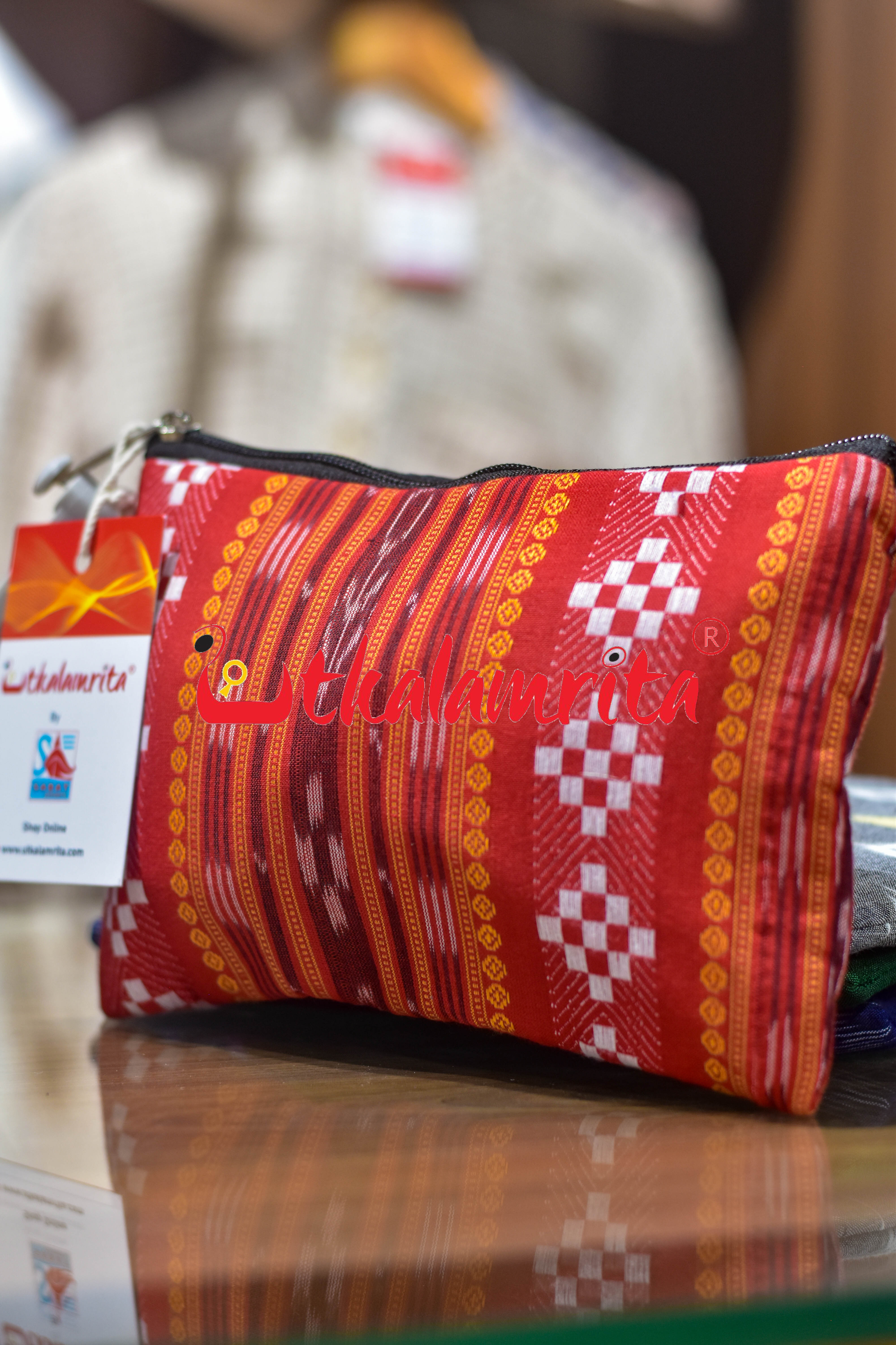 Red Dobby Pasapali Ikat Small Purse