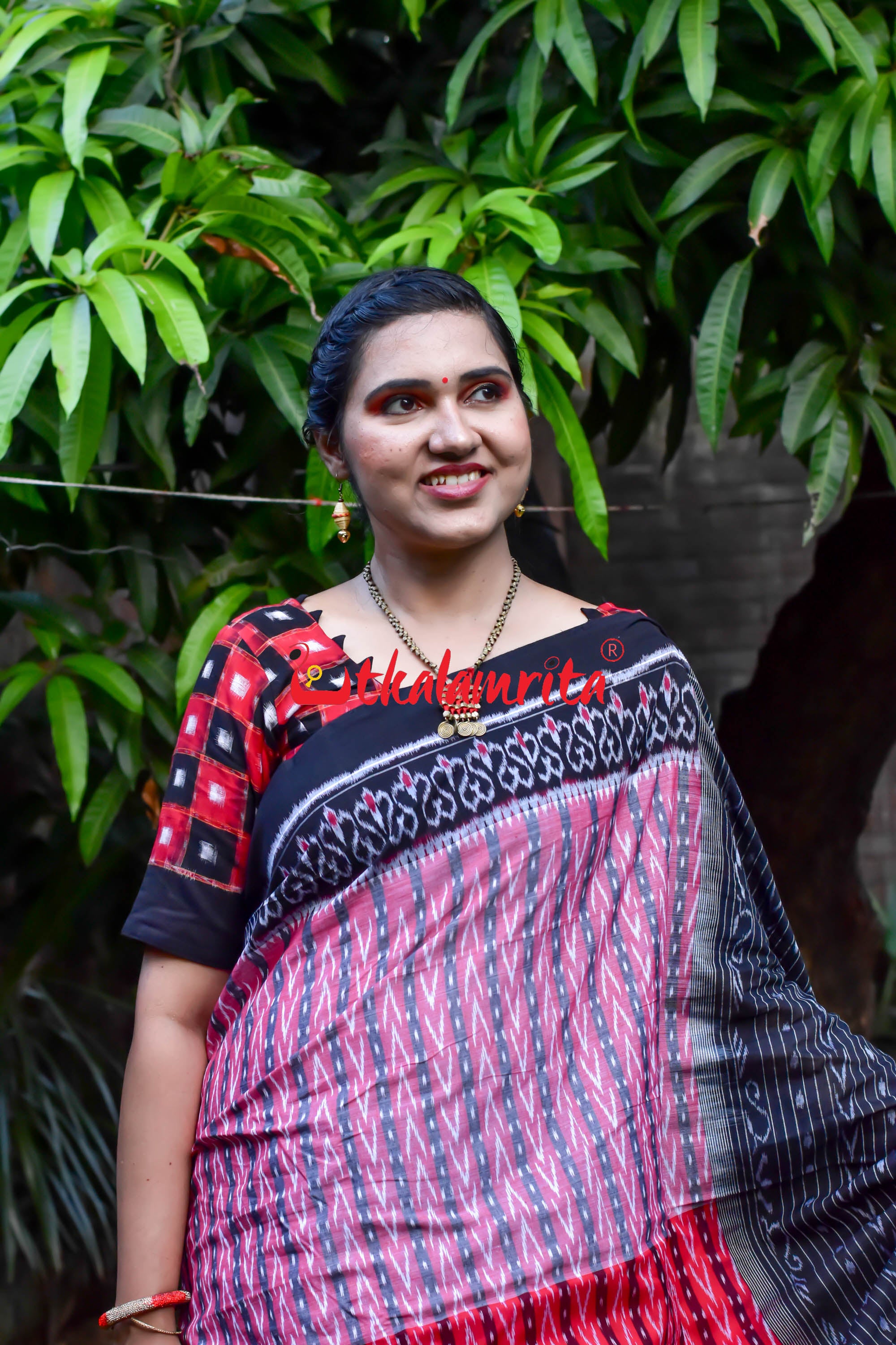 Half Half Pink Red Dhanpatri Sambalpuri Cotton Saree