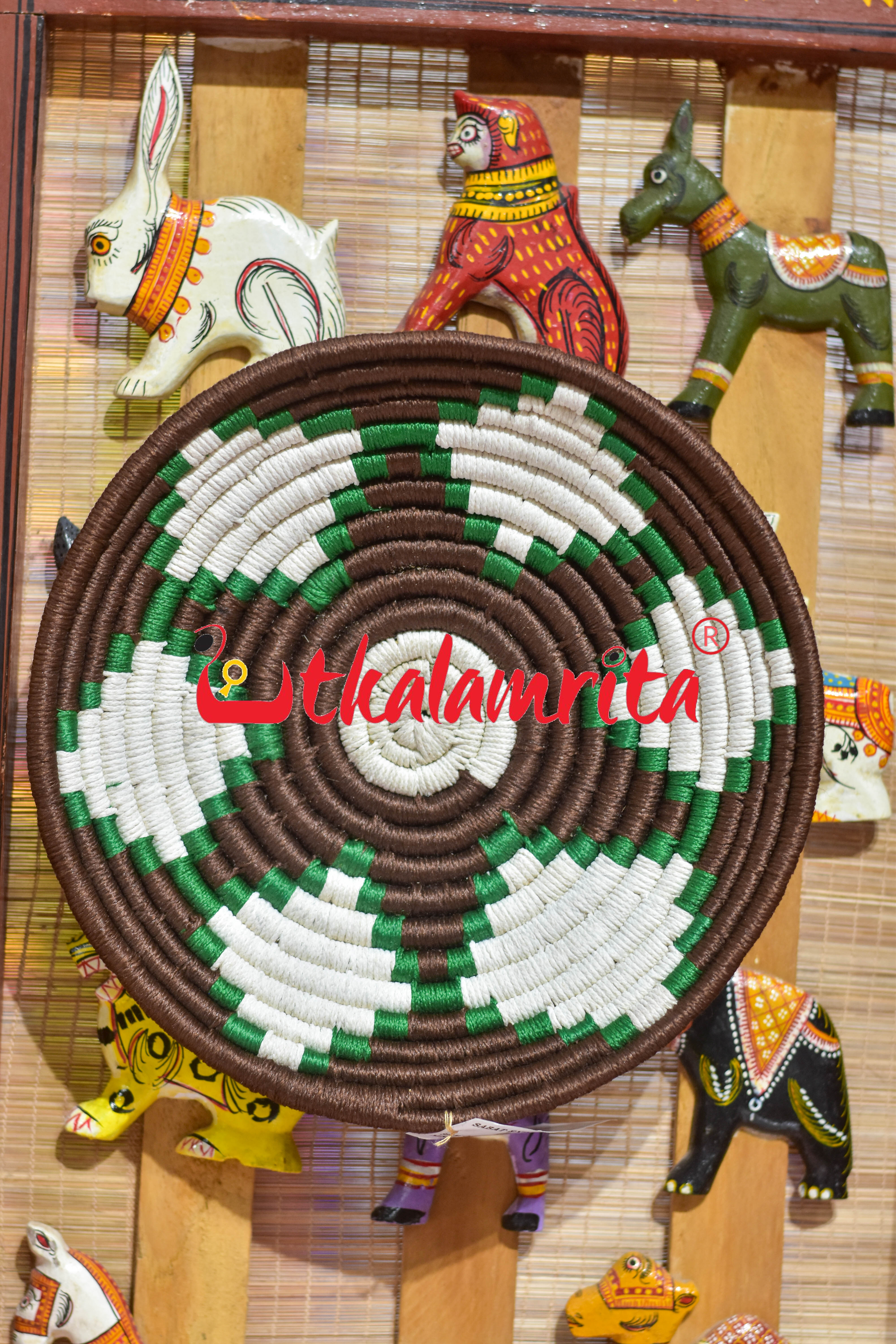 Sabai Grass Wall Basket (S)